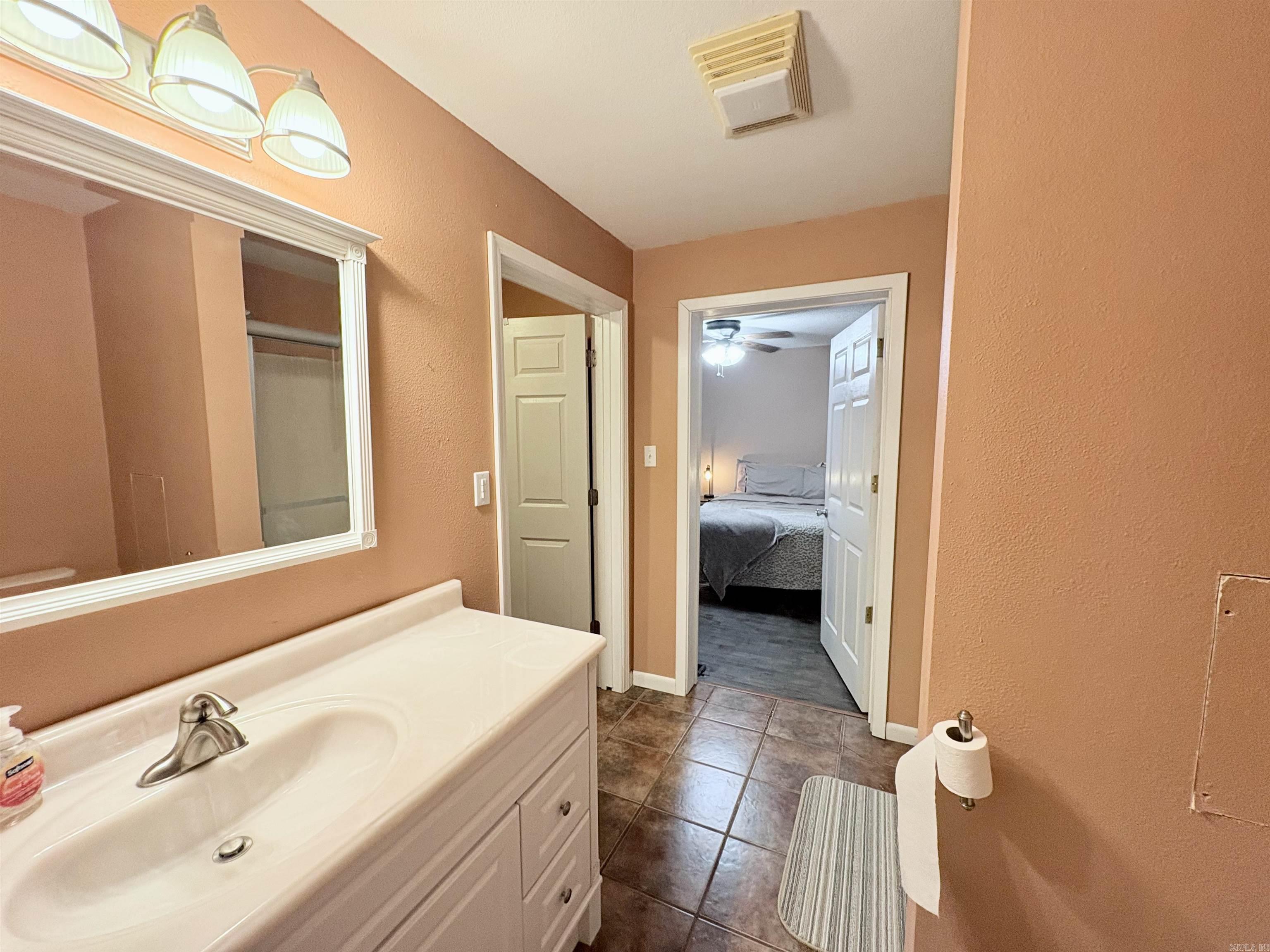 922 Highway 258  Bald Knob, AR