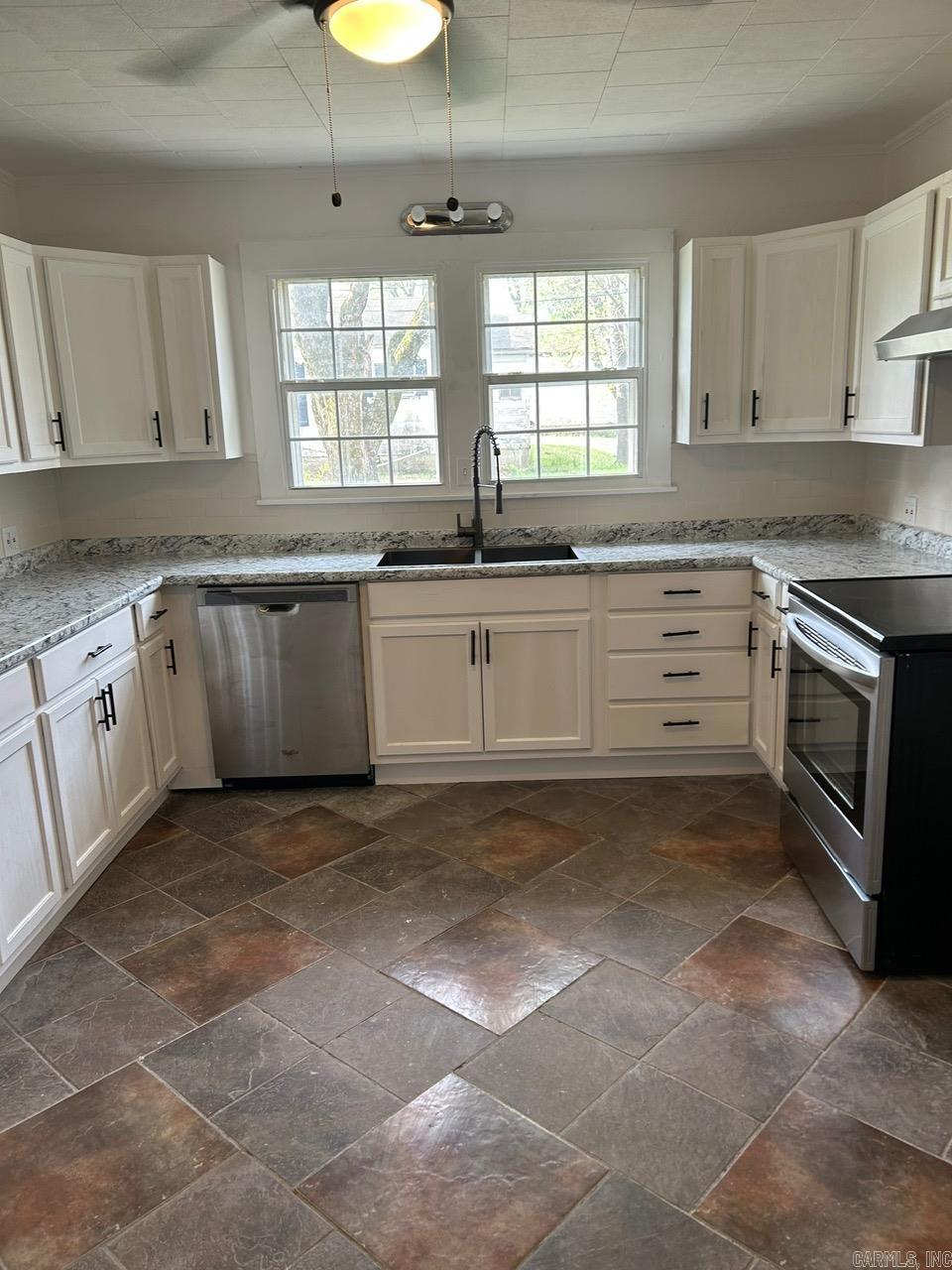 601 N Hickory  Searcy, AR