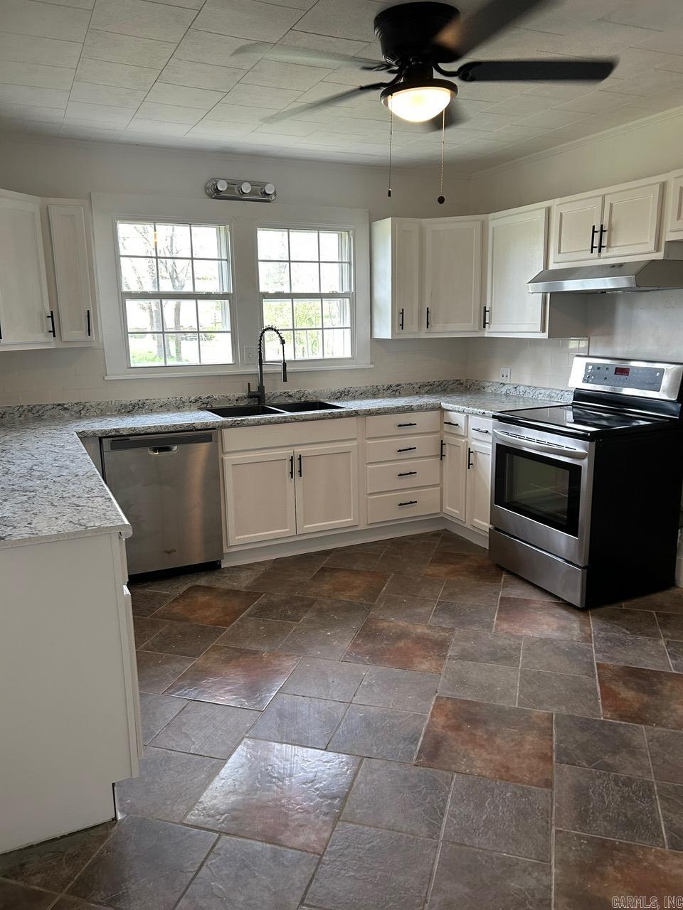 601 N Hickory  Searcy, AR