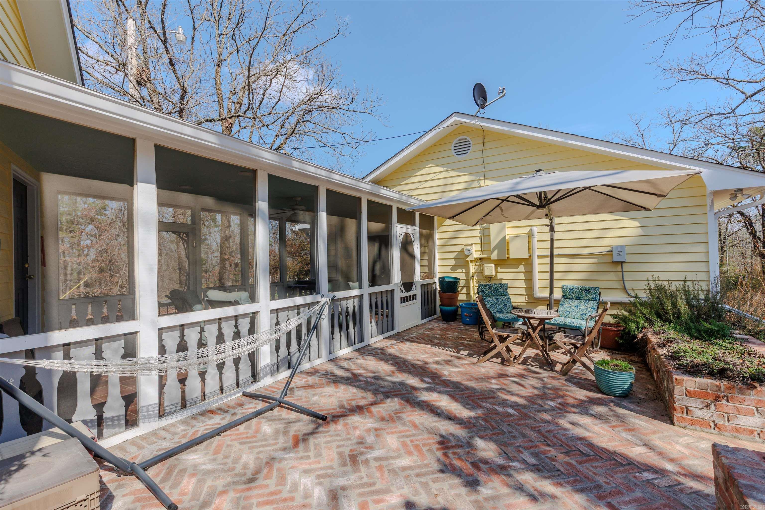 16725 Highway 300  Roland, AR