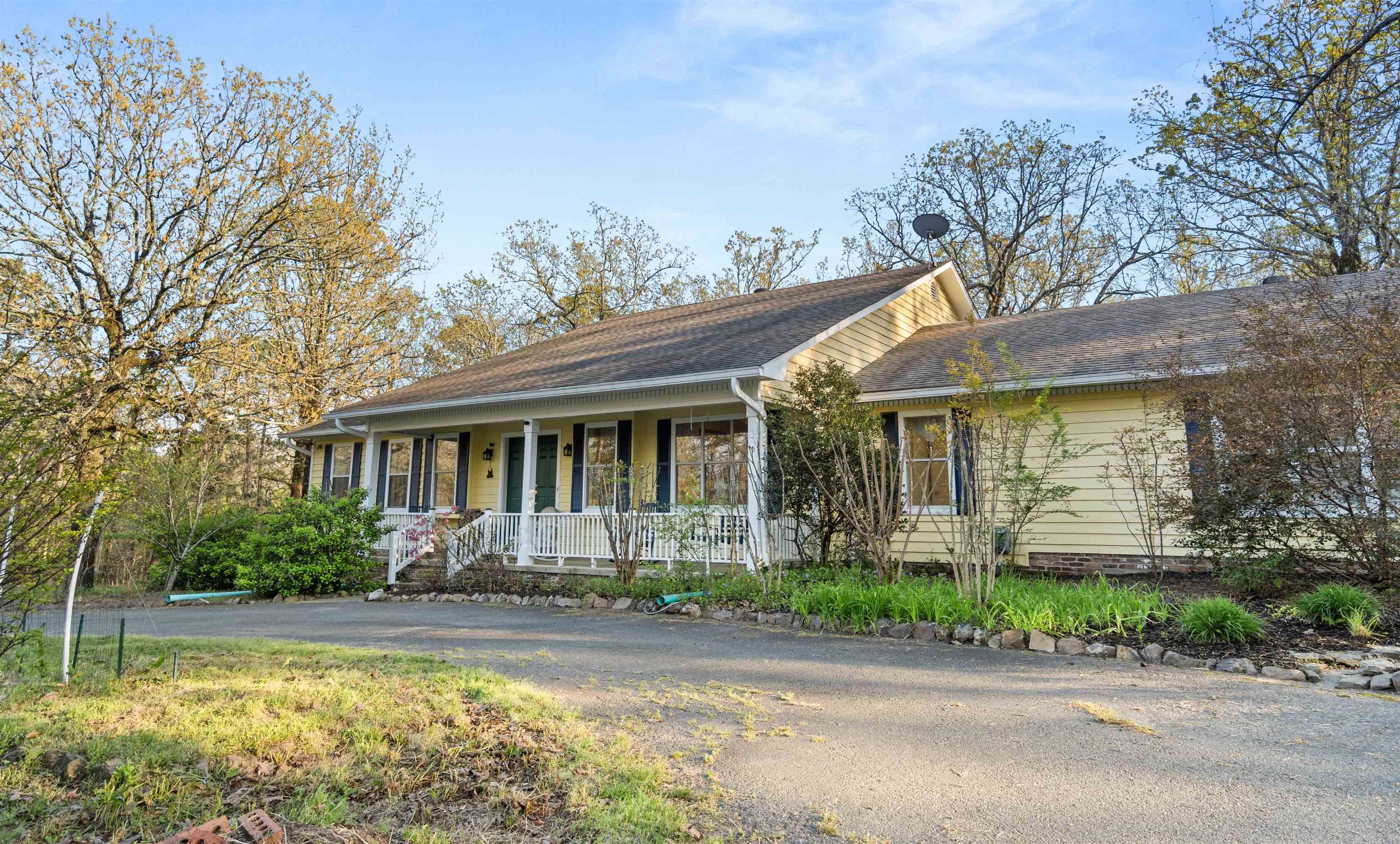 16725 Highway 300  Roland, AR