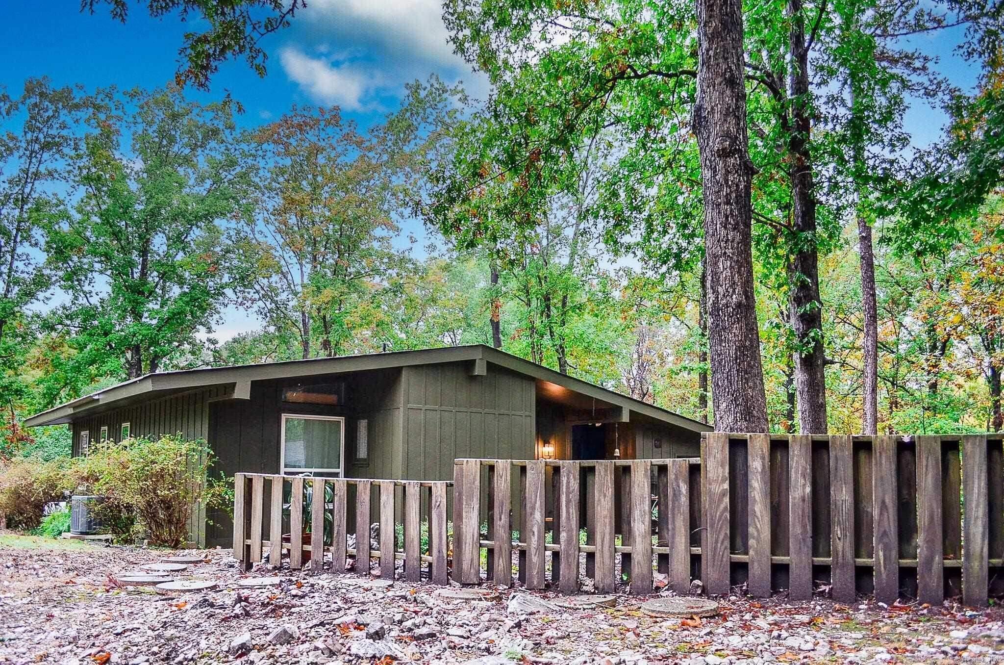 67 Tomino  Hot Springs Village, AR