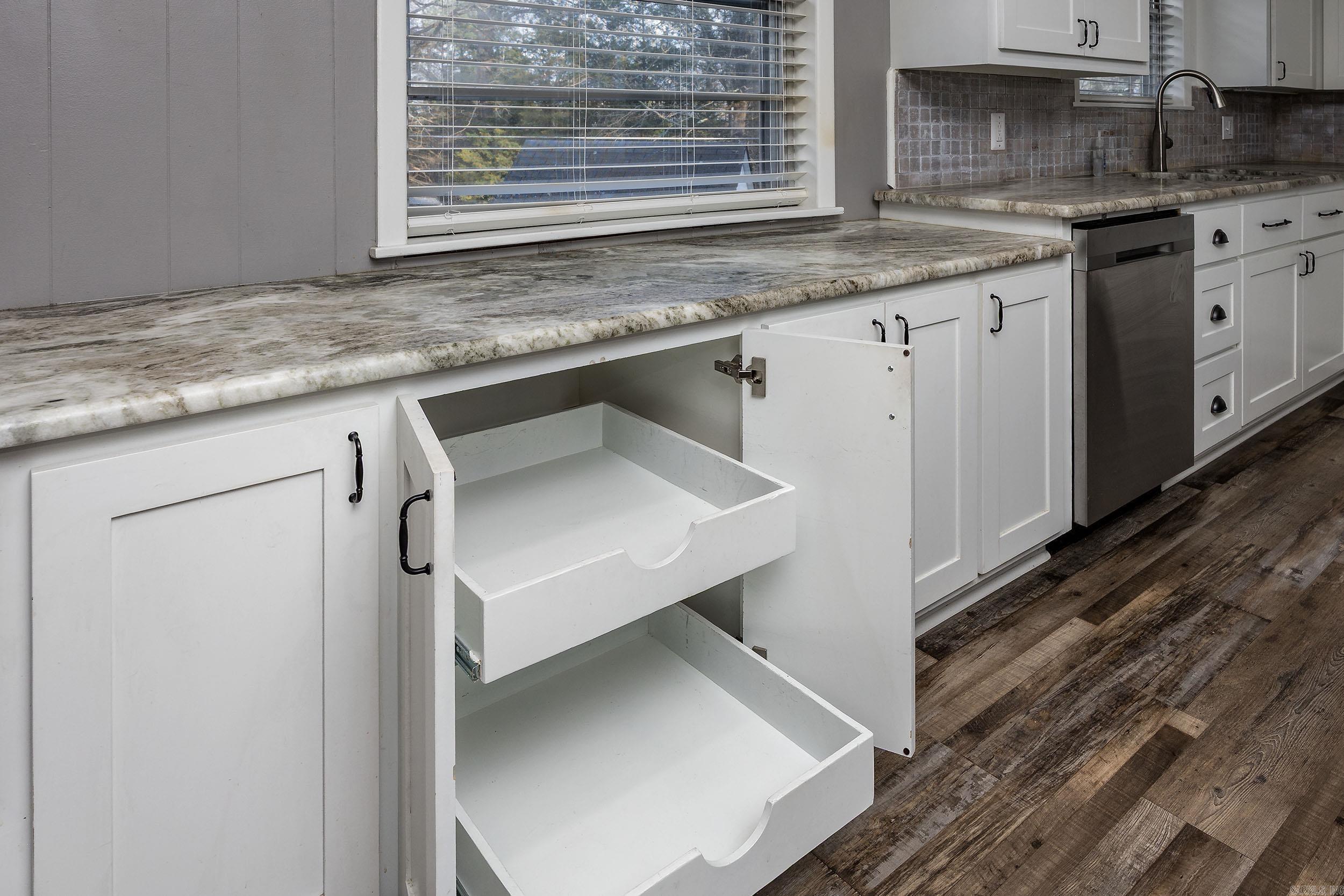 7620 Chicot Acres Drive Mabelvale, AR 72103