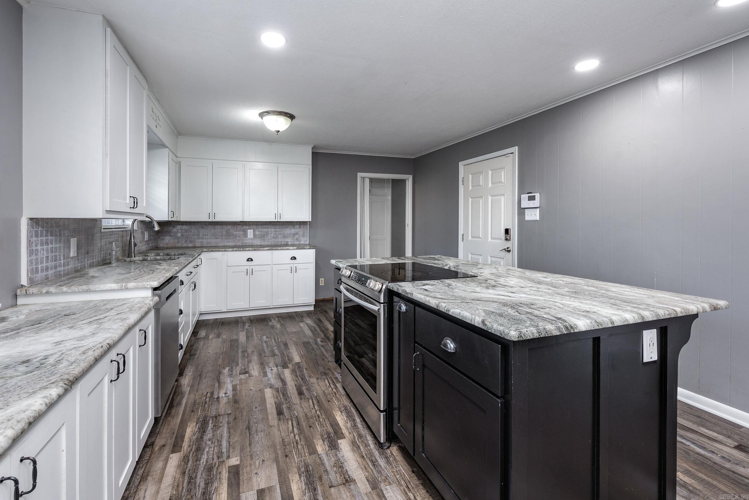 7620 Chicot Acres Drive Mabelvale, AR 72103