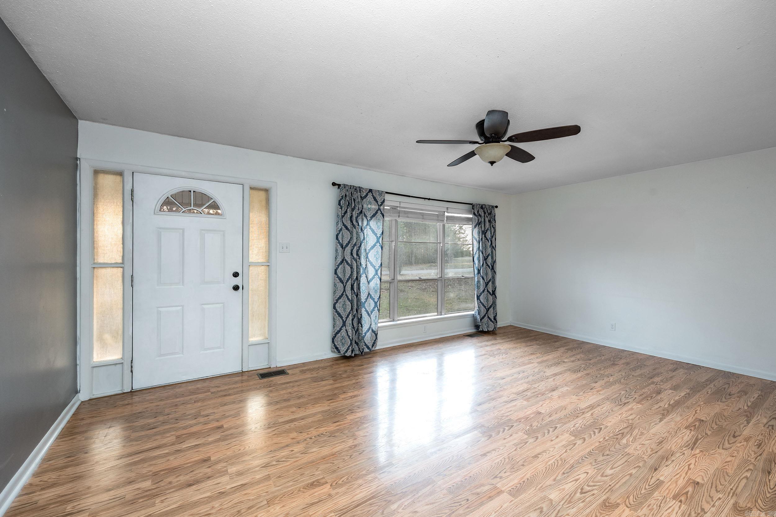 7620 Chicot Acres Drive Mabelvale, AR 72103