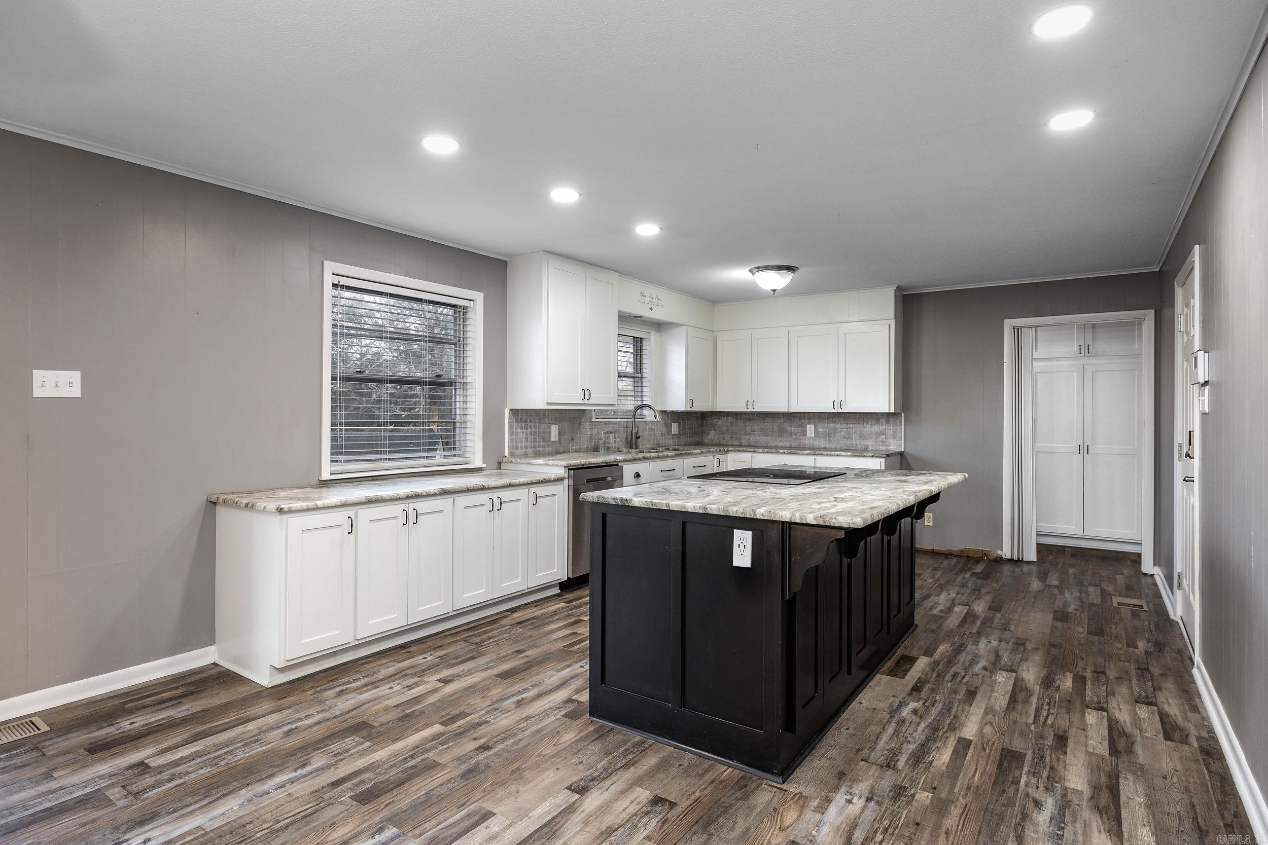 7620 Chicot Acres Drive Mabelvale, AR 72103