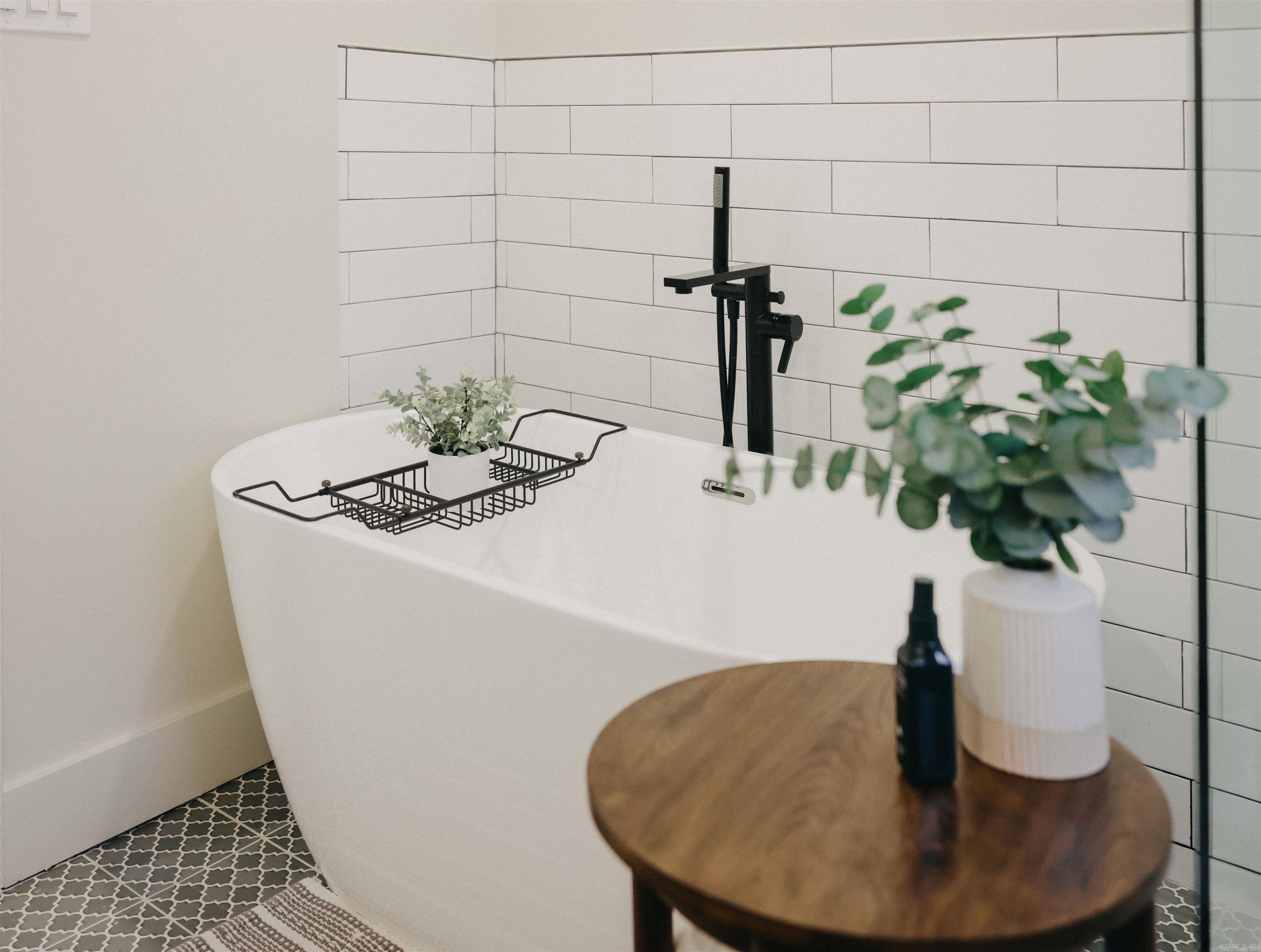 5812 N Locust St North Little Rock, AR 72116