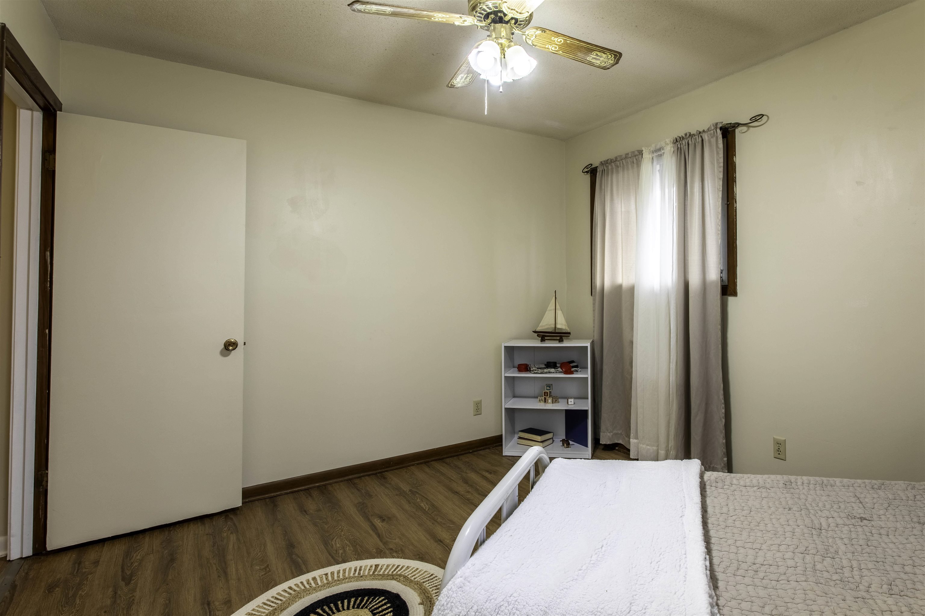 2 Cisco  Cherokee Village, AR