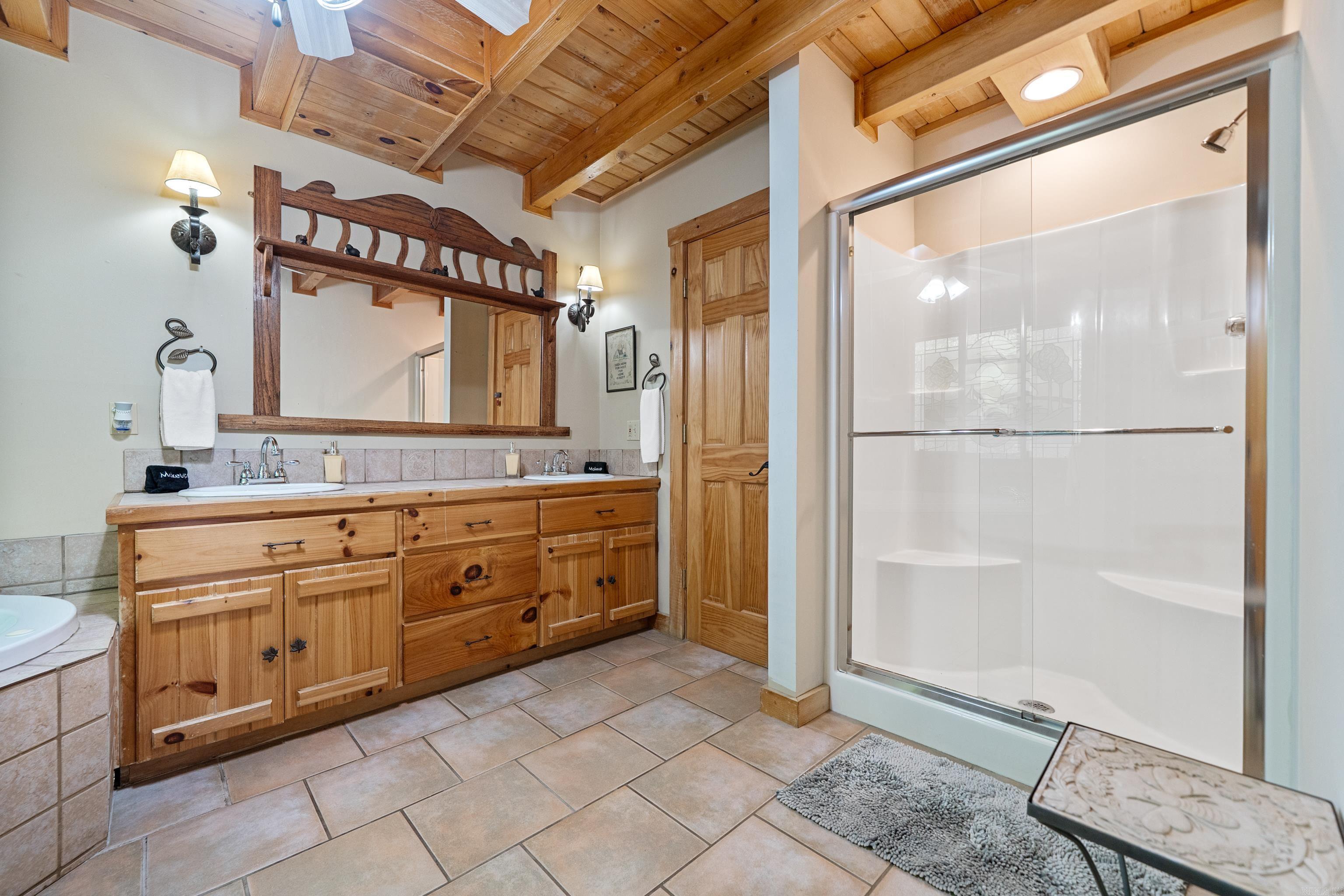 1415 Lakeshore  Hot Springs, AR