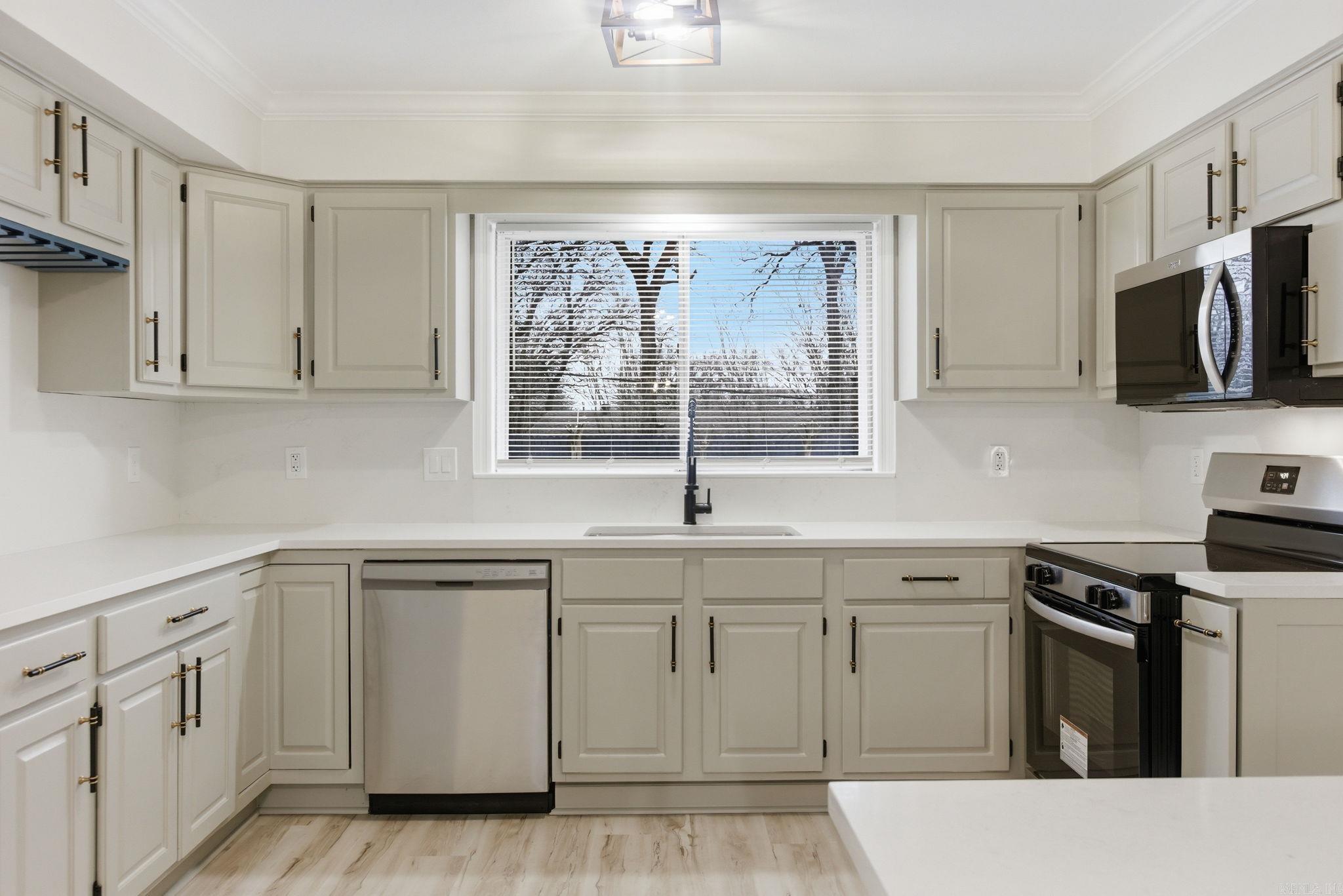 2916 Justin Matthews Dr  North Little Rock, AR