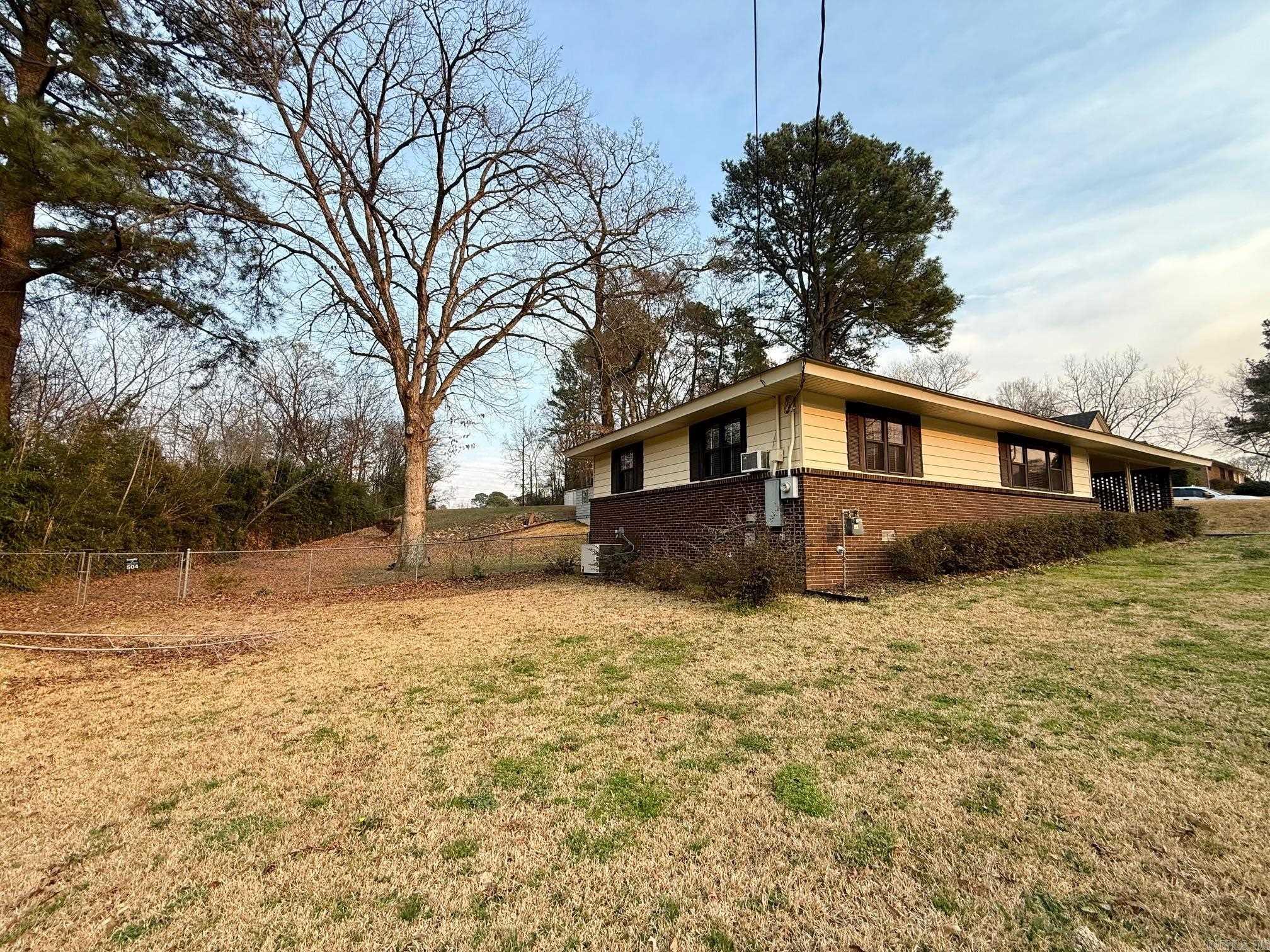 504 Wildwood  Hot Springs, AR