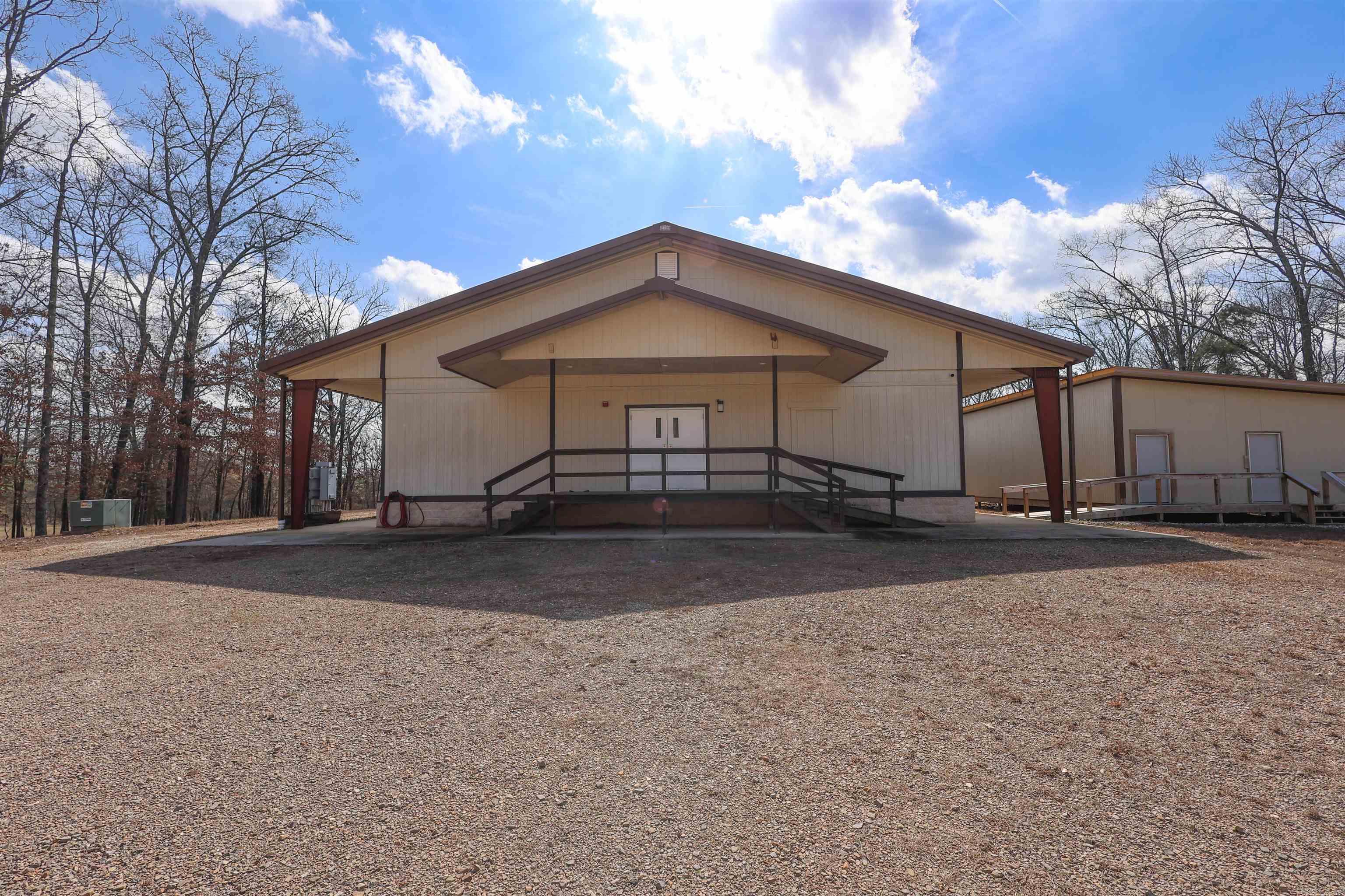 759 N BUMBLEBEE  Glenwood, AR