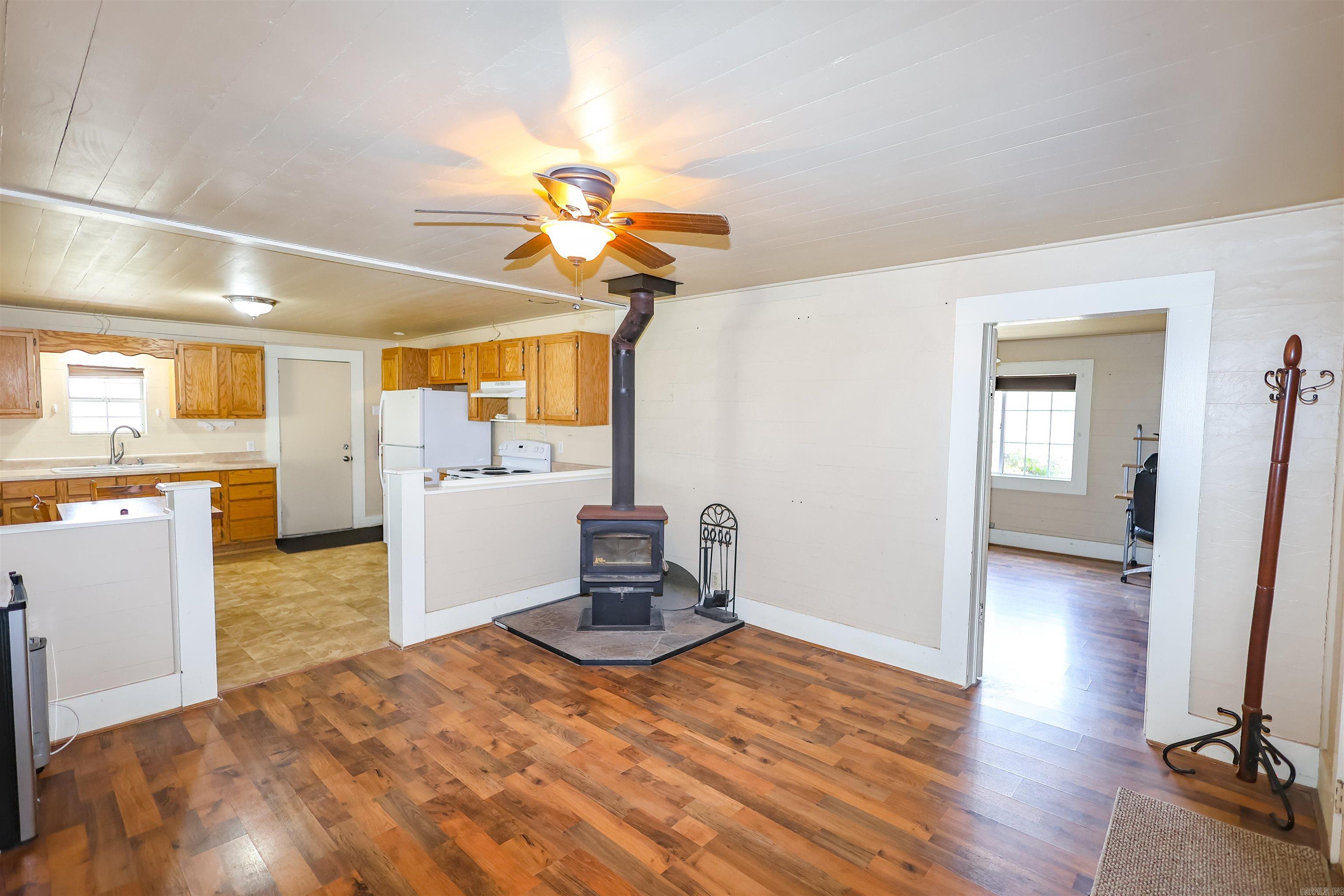 759 N BUMBLEBEE  Glenwood, AR