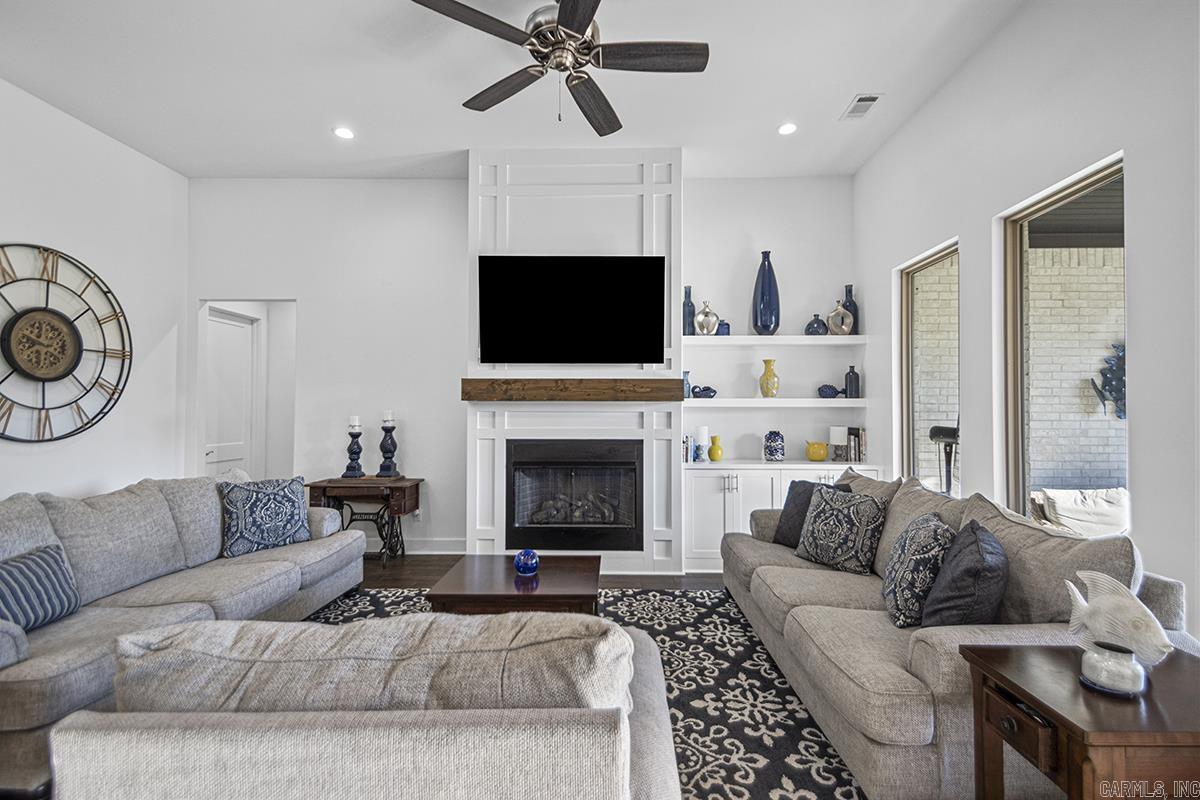 7730 S SHORELINE  Benton, AR