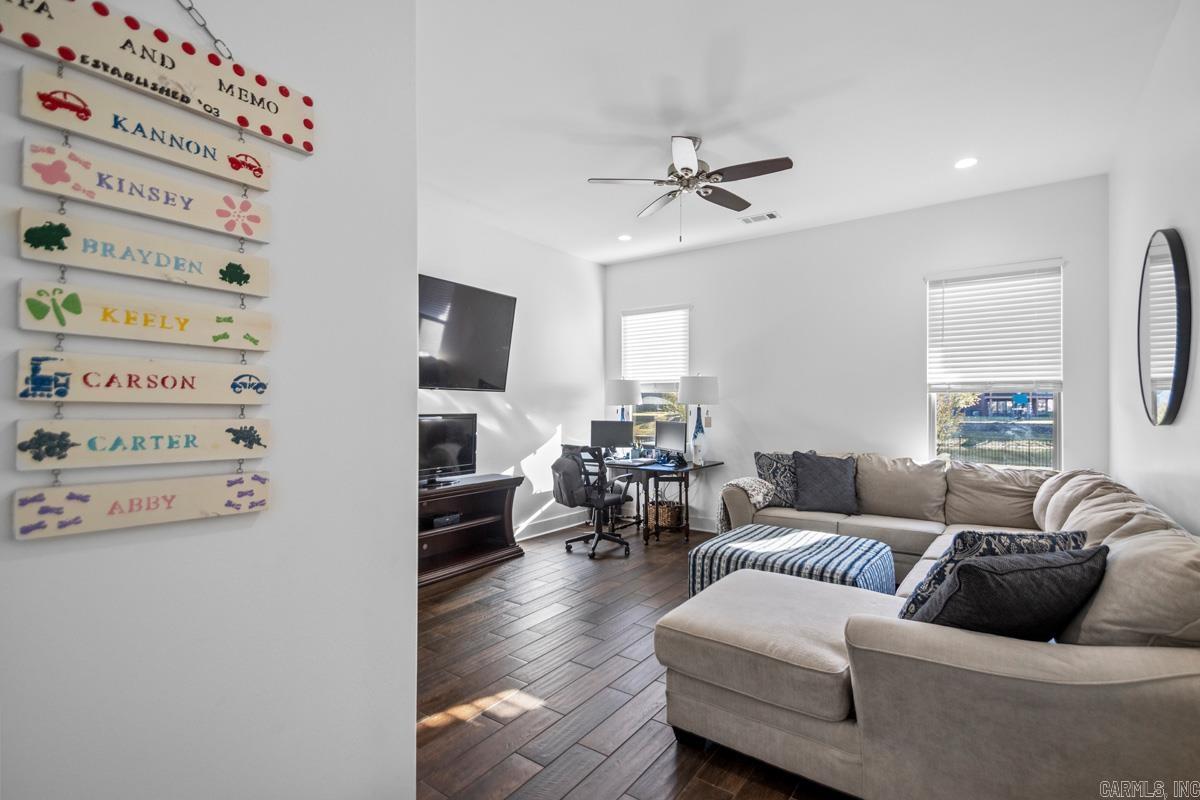 7730 S SHORELINE  Benton, AR