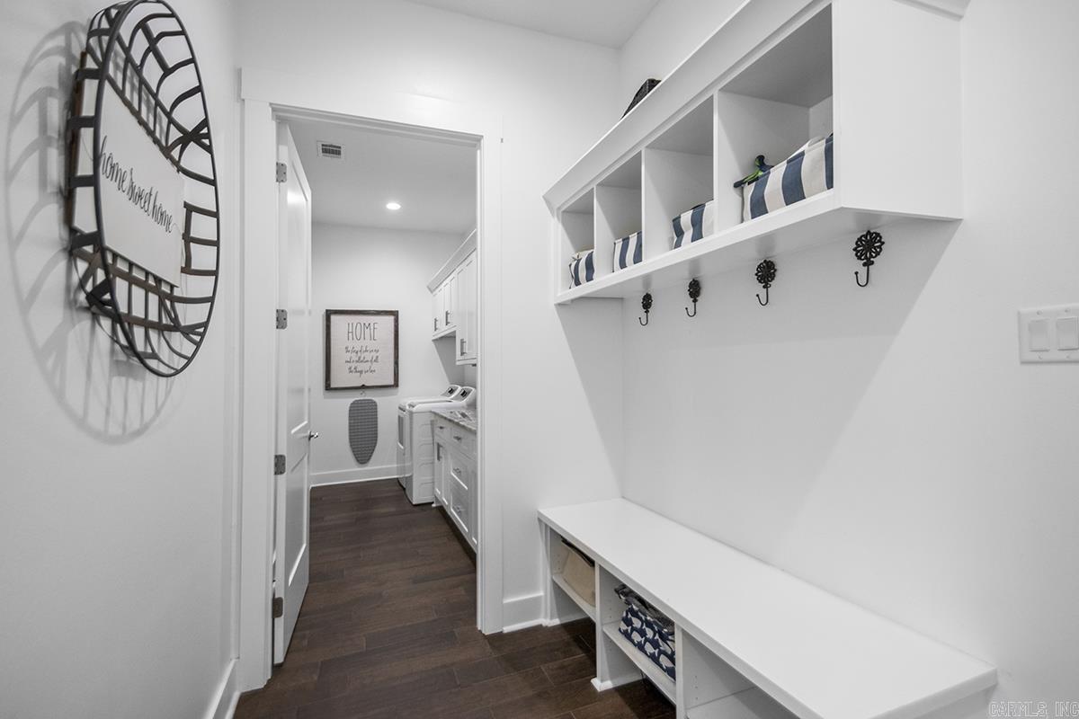 7730 S SHORELINE  Benton, AR