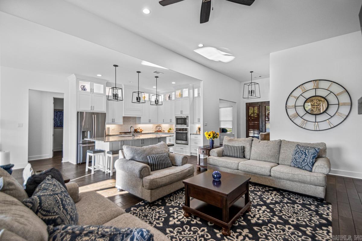 7730 S SHORELINE  Benton, AR