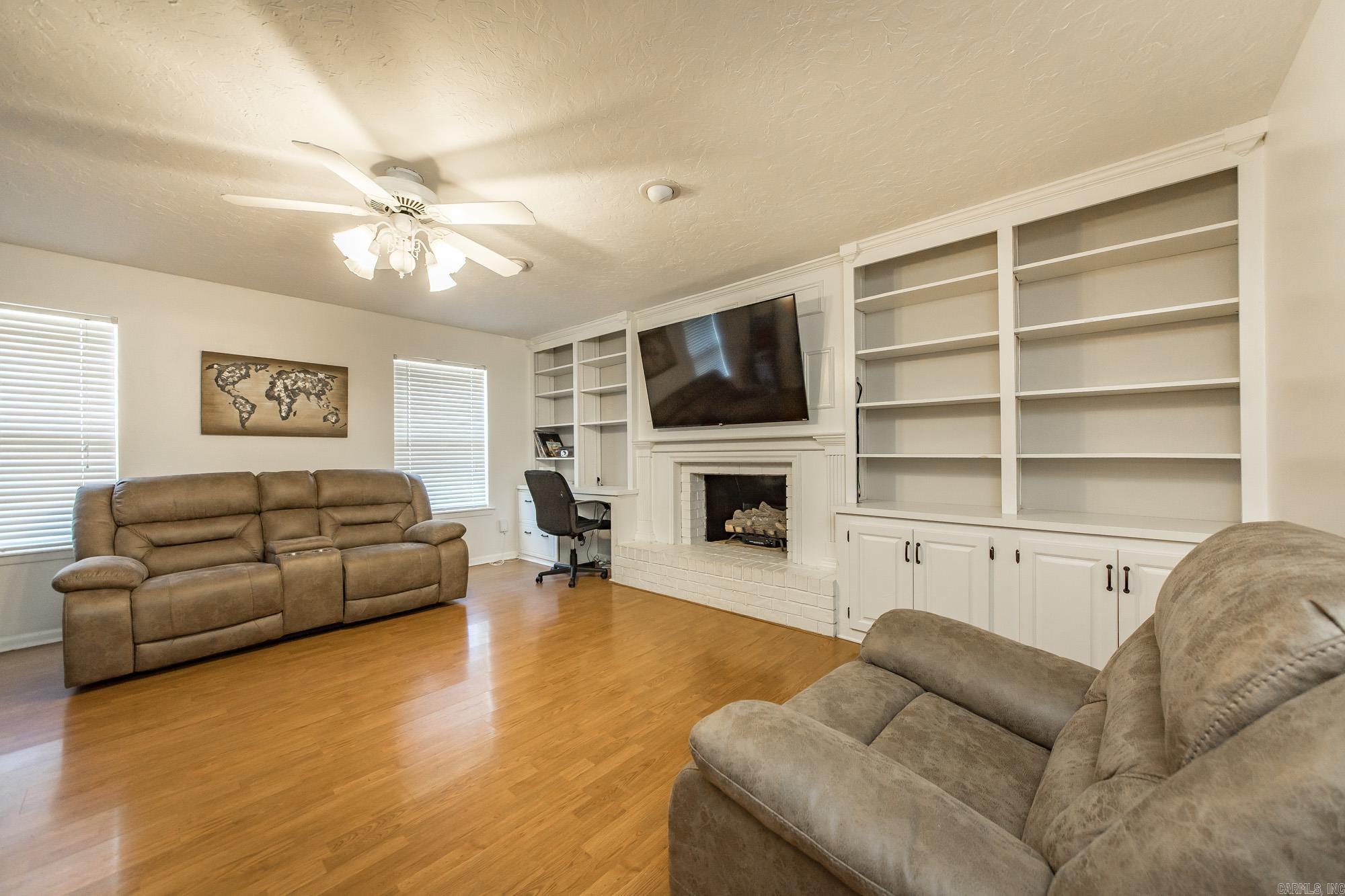 9 Pepper Tree  Searcy, AR