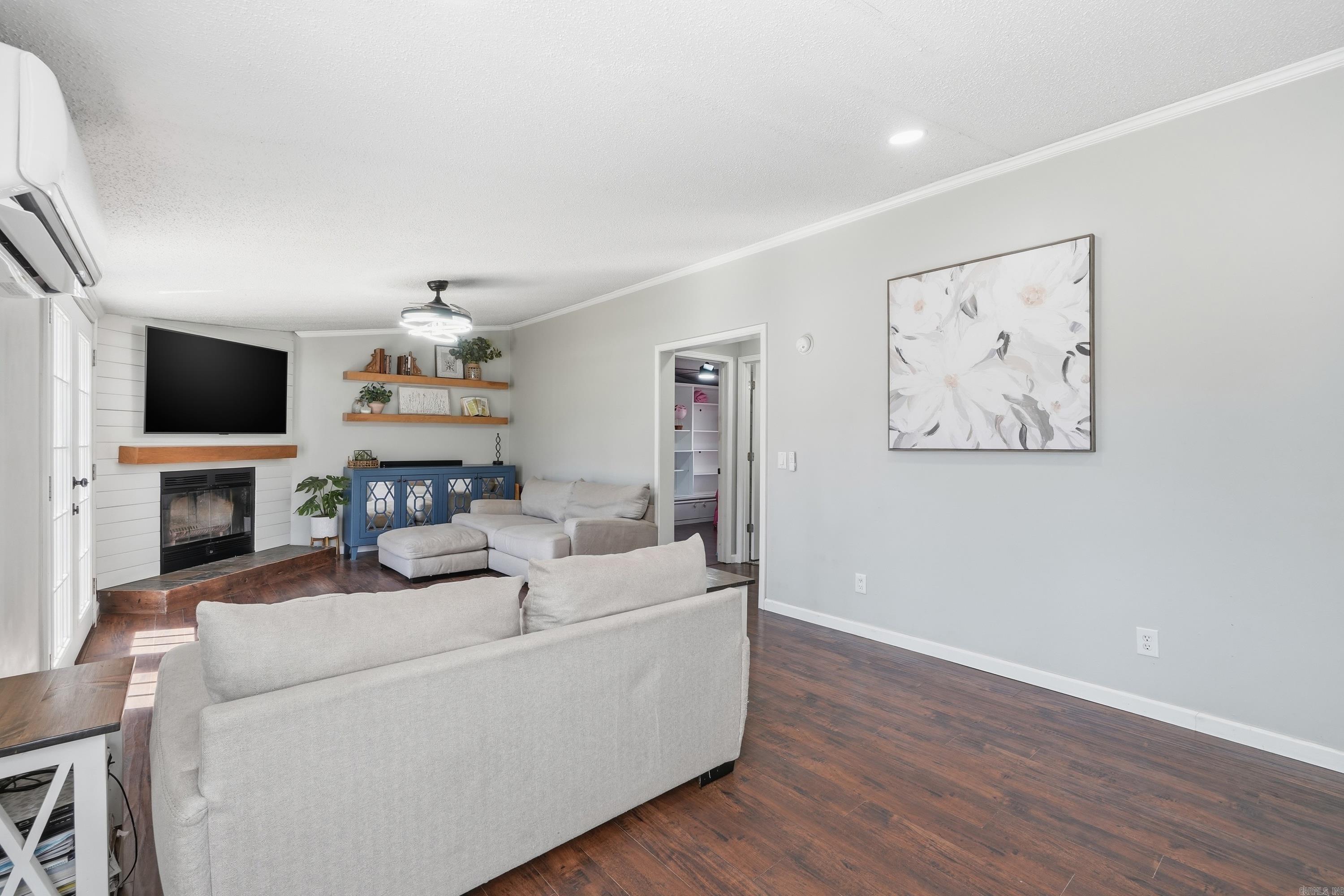 7 Serendipity  Houston, AR