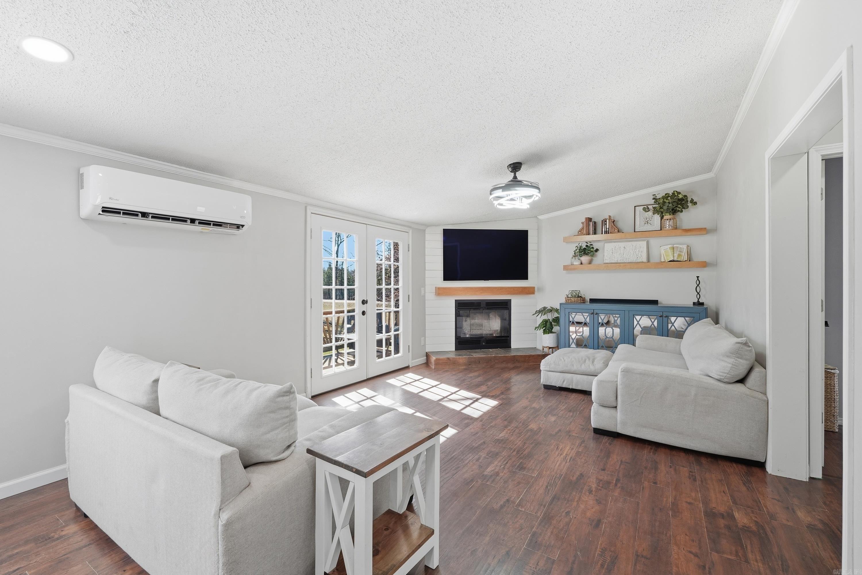 7 Serendipity  Houston, AR