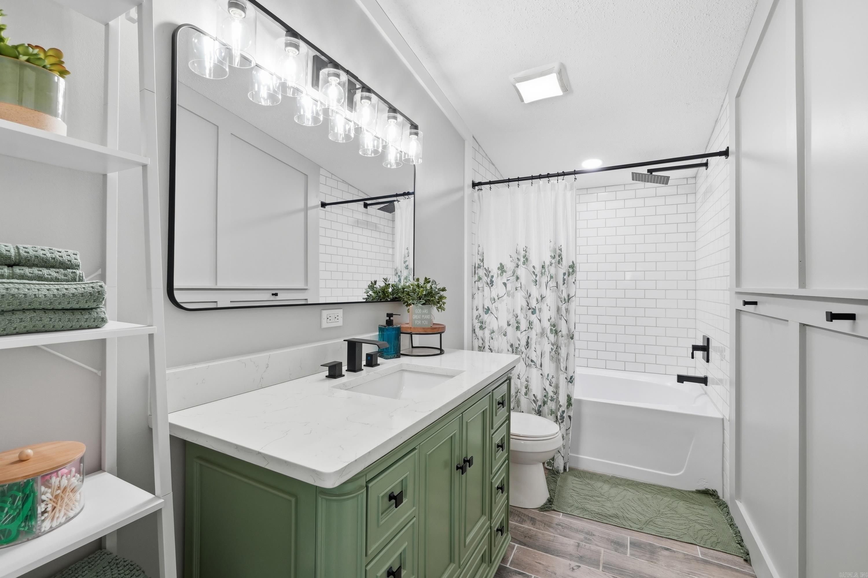 7 Serendipity  Houston, AR