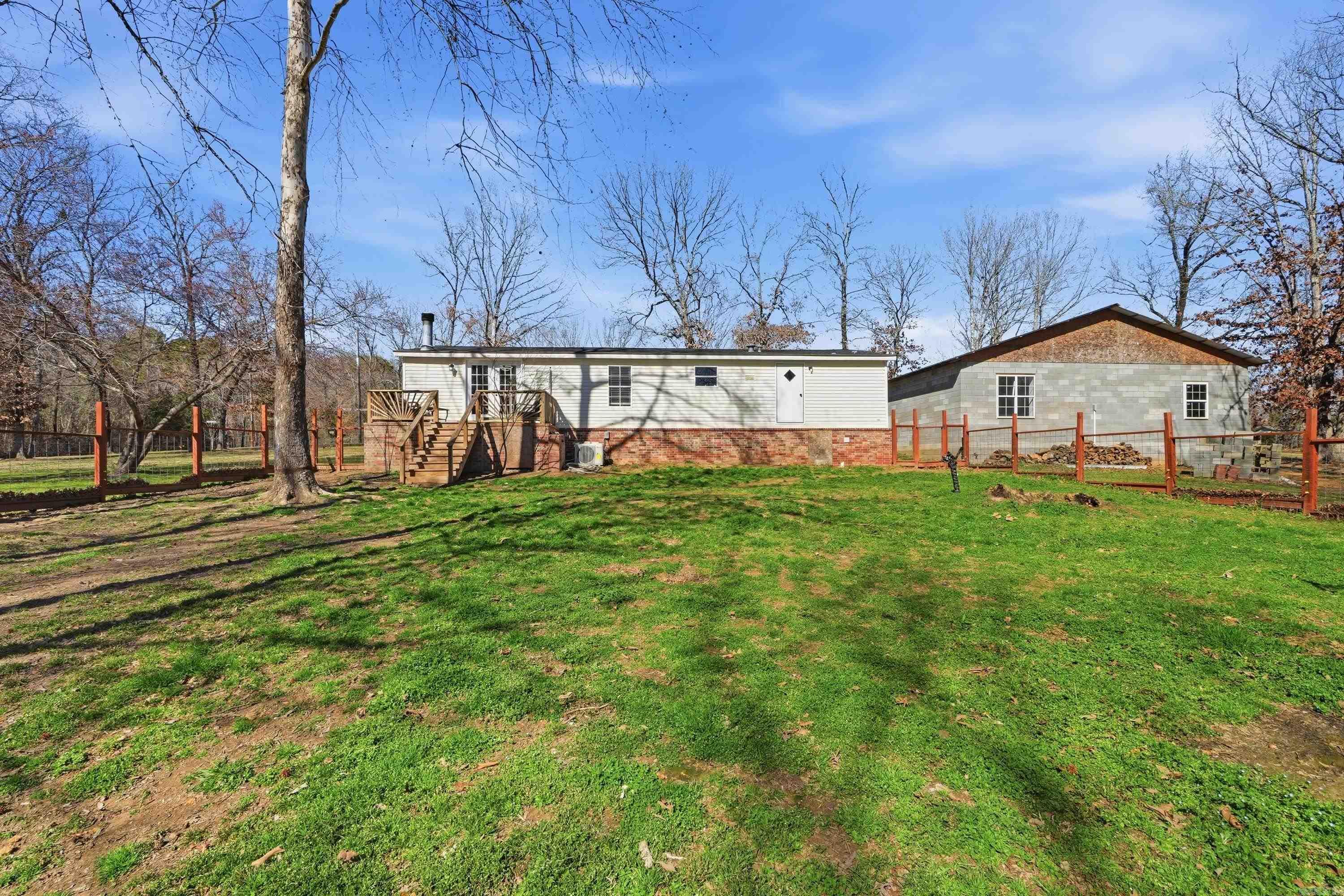 7 Serendipity  Houston, AR