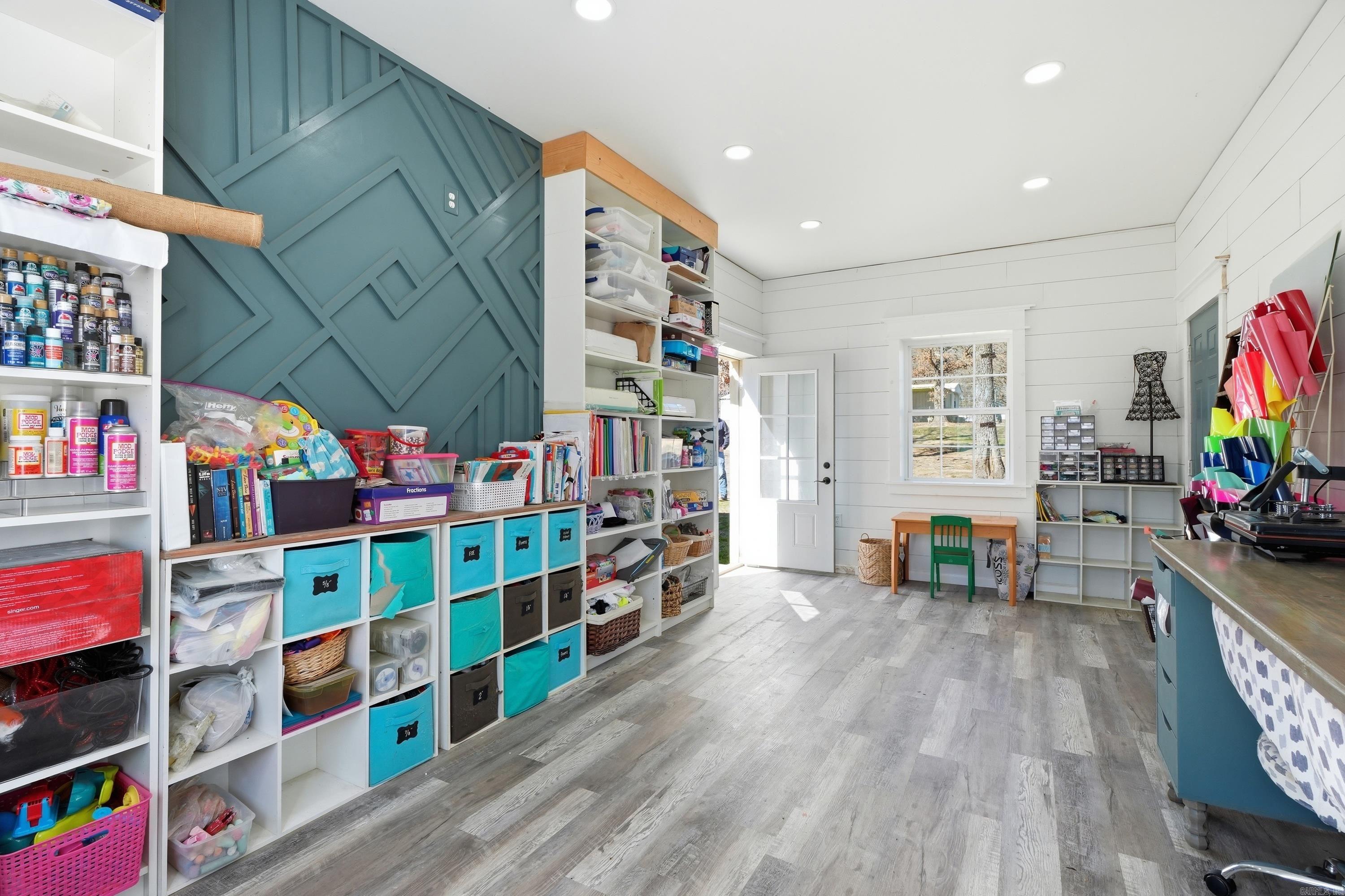 7 Serendipity  Houston, AR