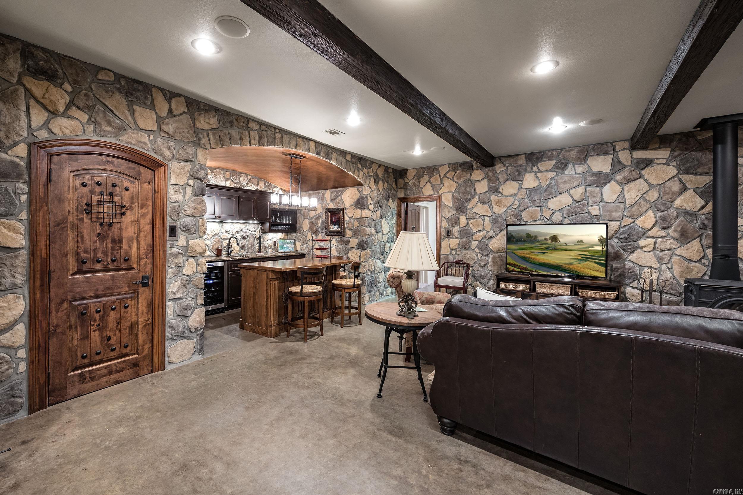 6916 Westridge  Roland, AR