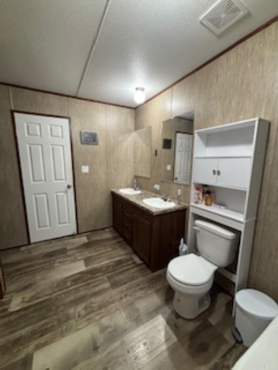 1185 Ouachita Road 36  Holly Sprs., AR