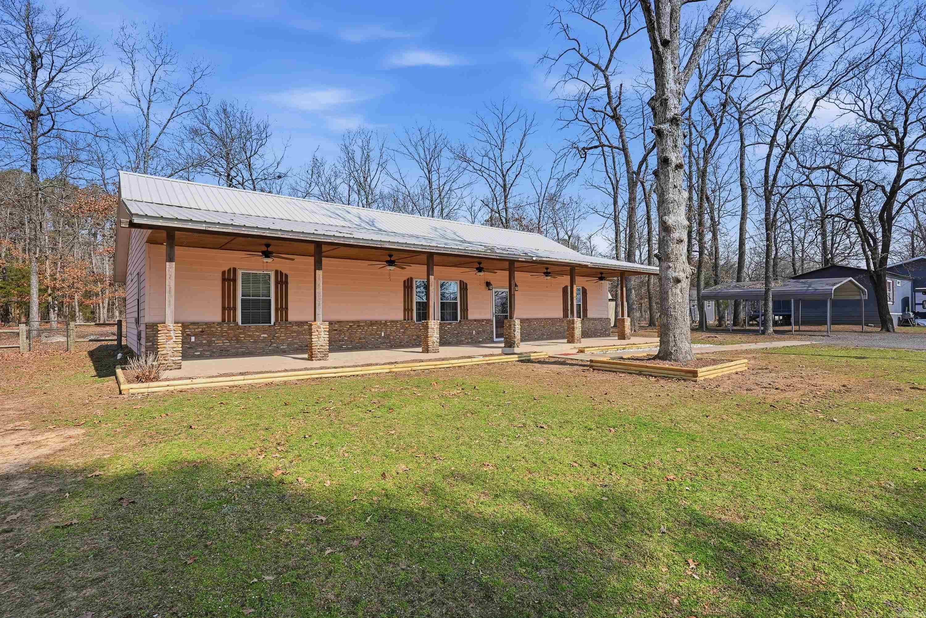 99 Sherrill King Dr.  Quitman, AR