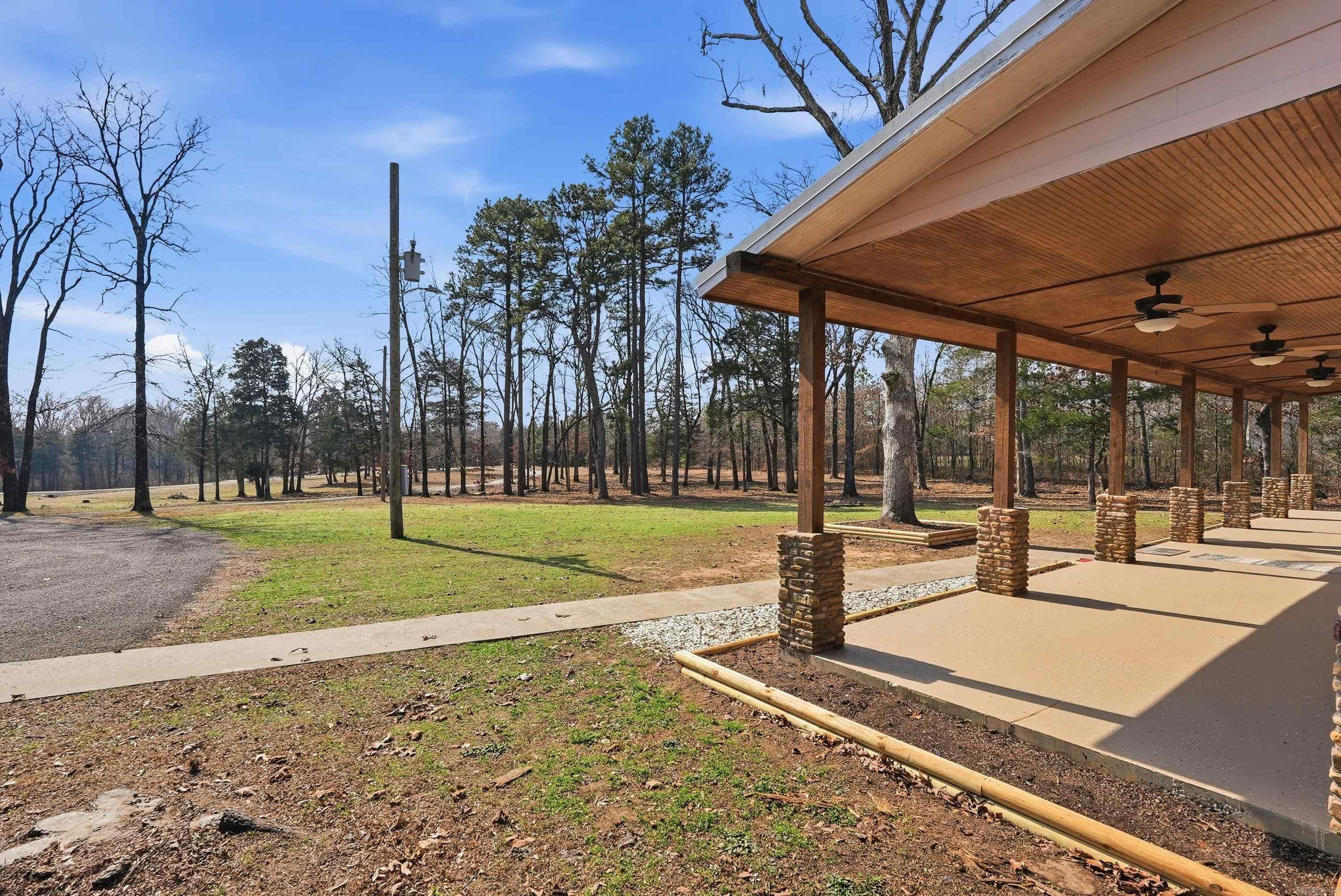 99 Sherrill King Dr.  Quitman, AR