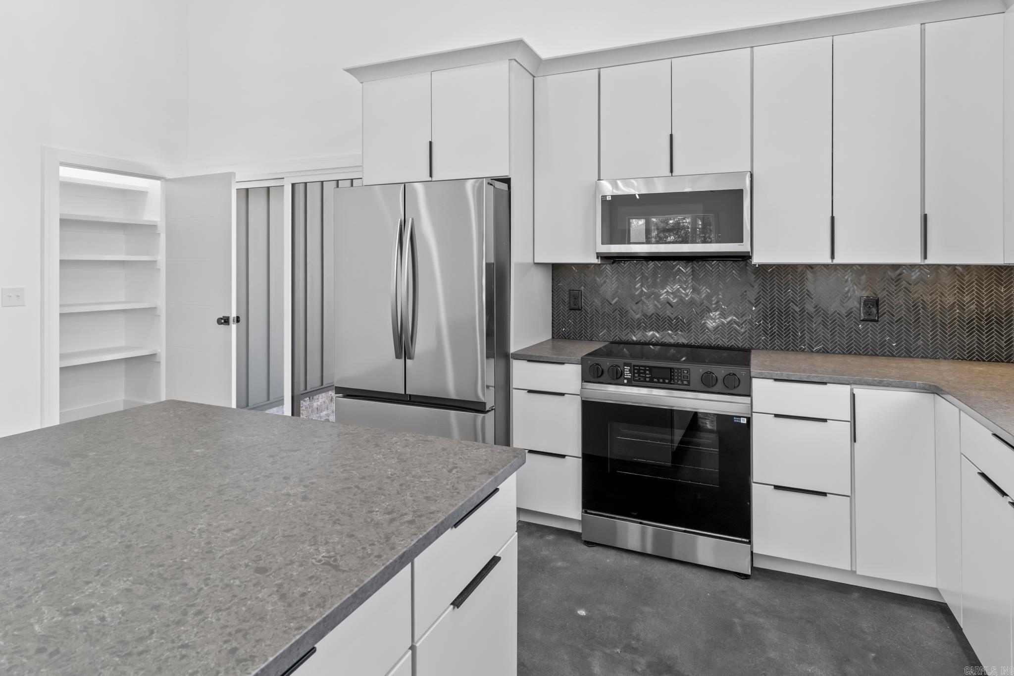 1001 Bluebird Lane  Mountain Home, AR