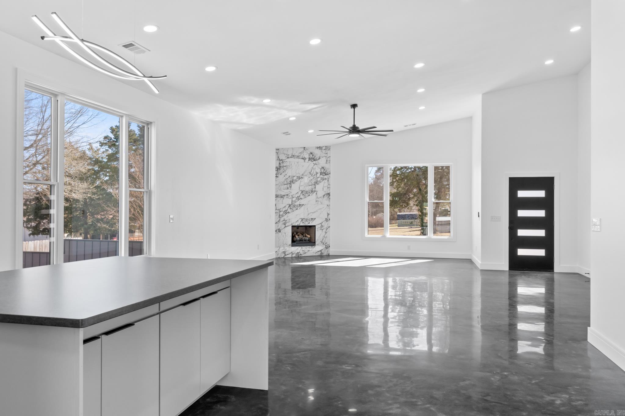 1001 Bluebird Lane  Mountain Home, AR