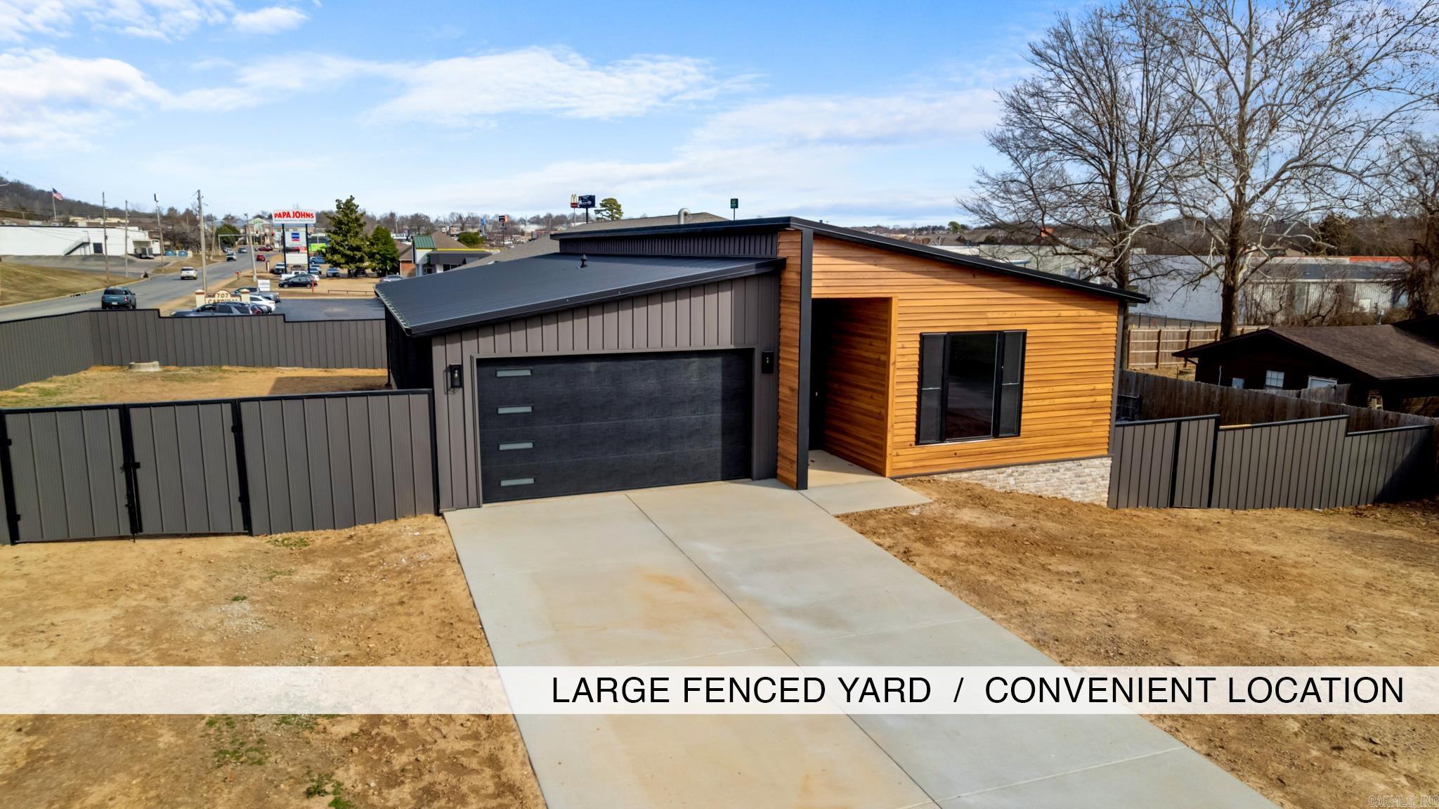 1001 Bluebird Lane  Mountain Home, AR