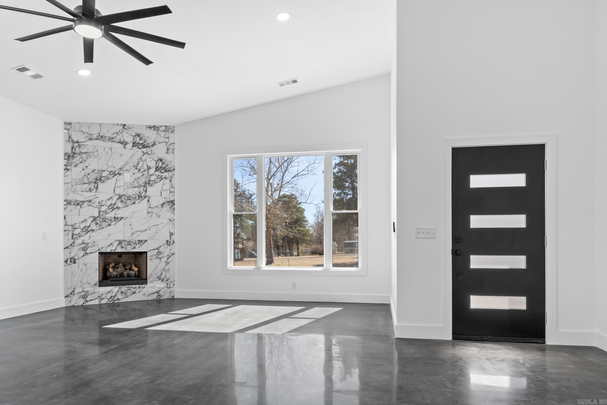 1001 Bluebird Lane  Mountain Home, AR