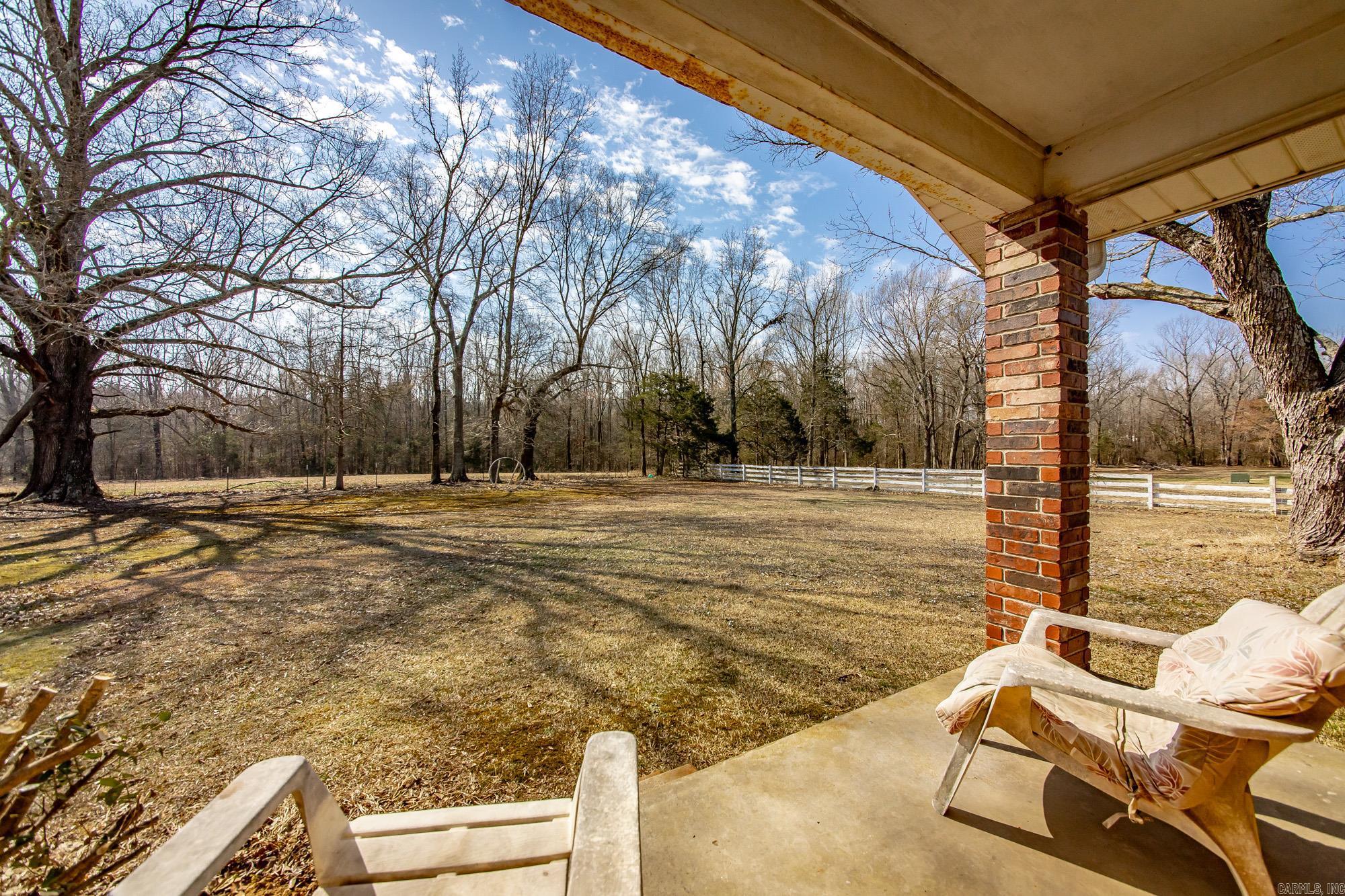 1129 W Main St  Austin, AR