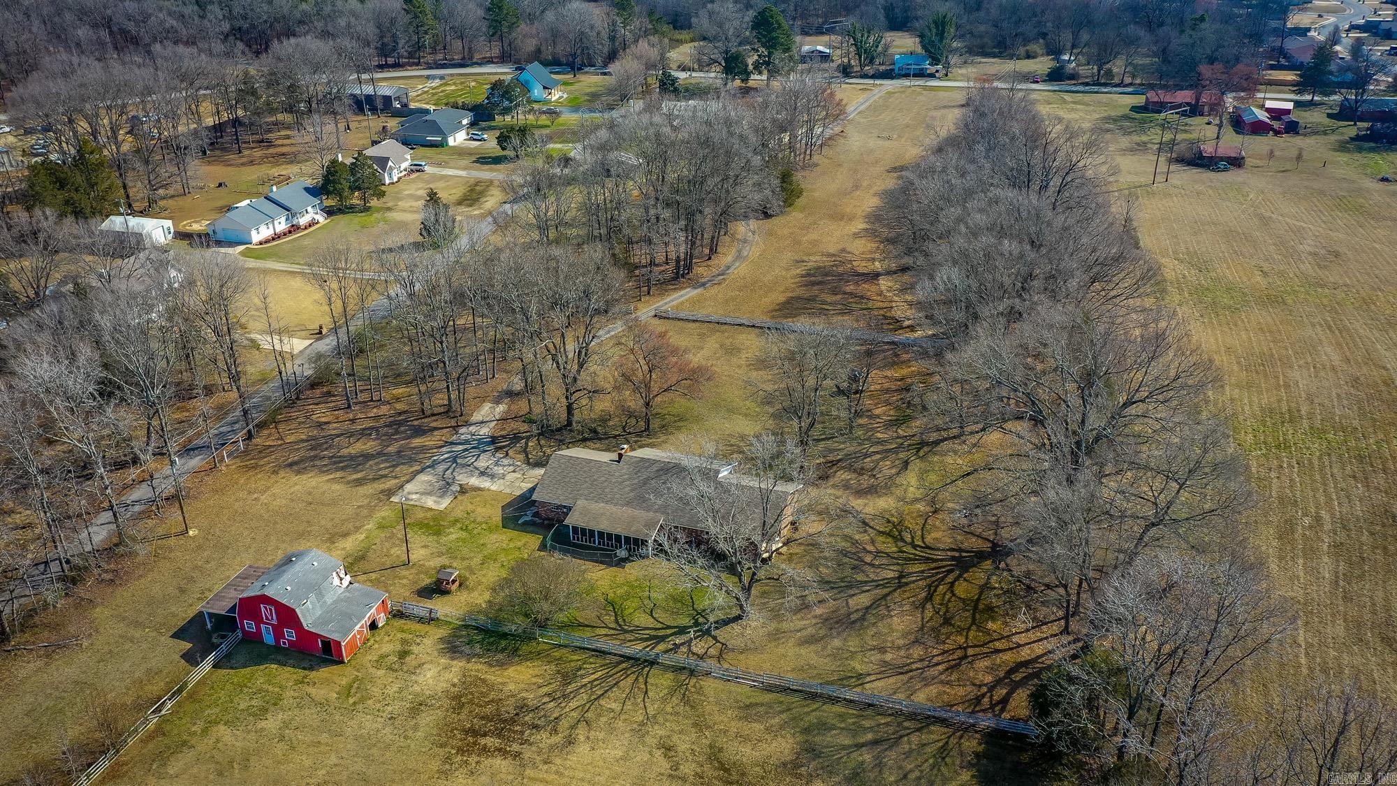 1129 W Main St  Austin, AR