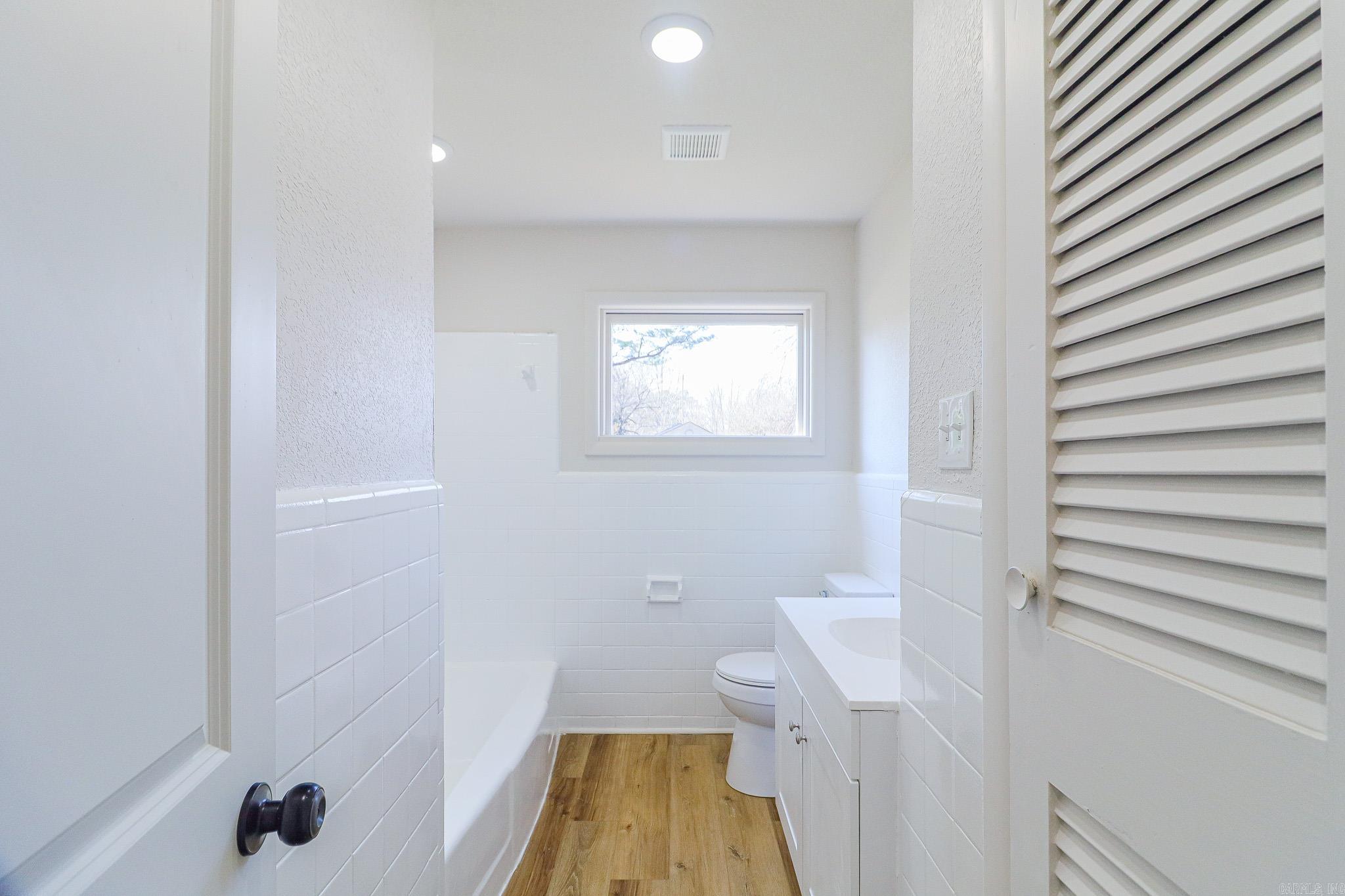 1305 Rosemond Jonesboro, AR 72401