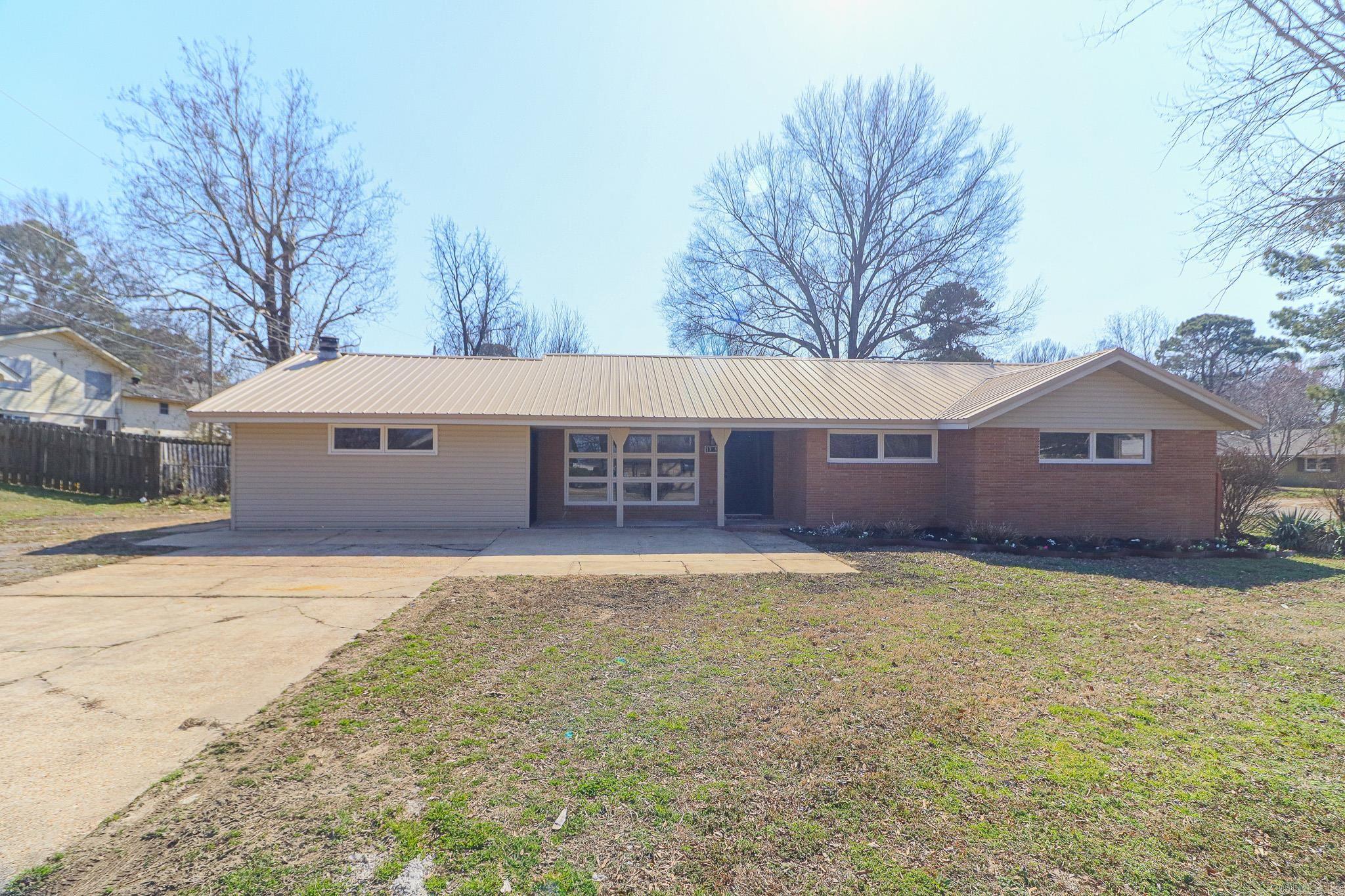 1305 Rosemond Jonesboro, AR 72401