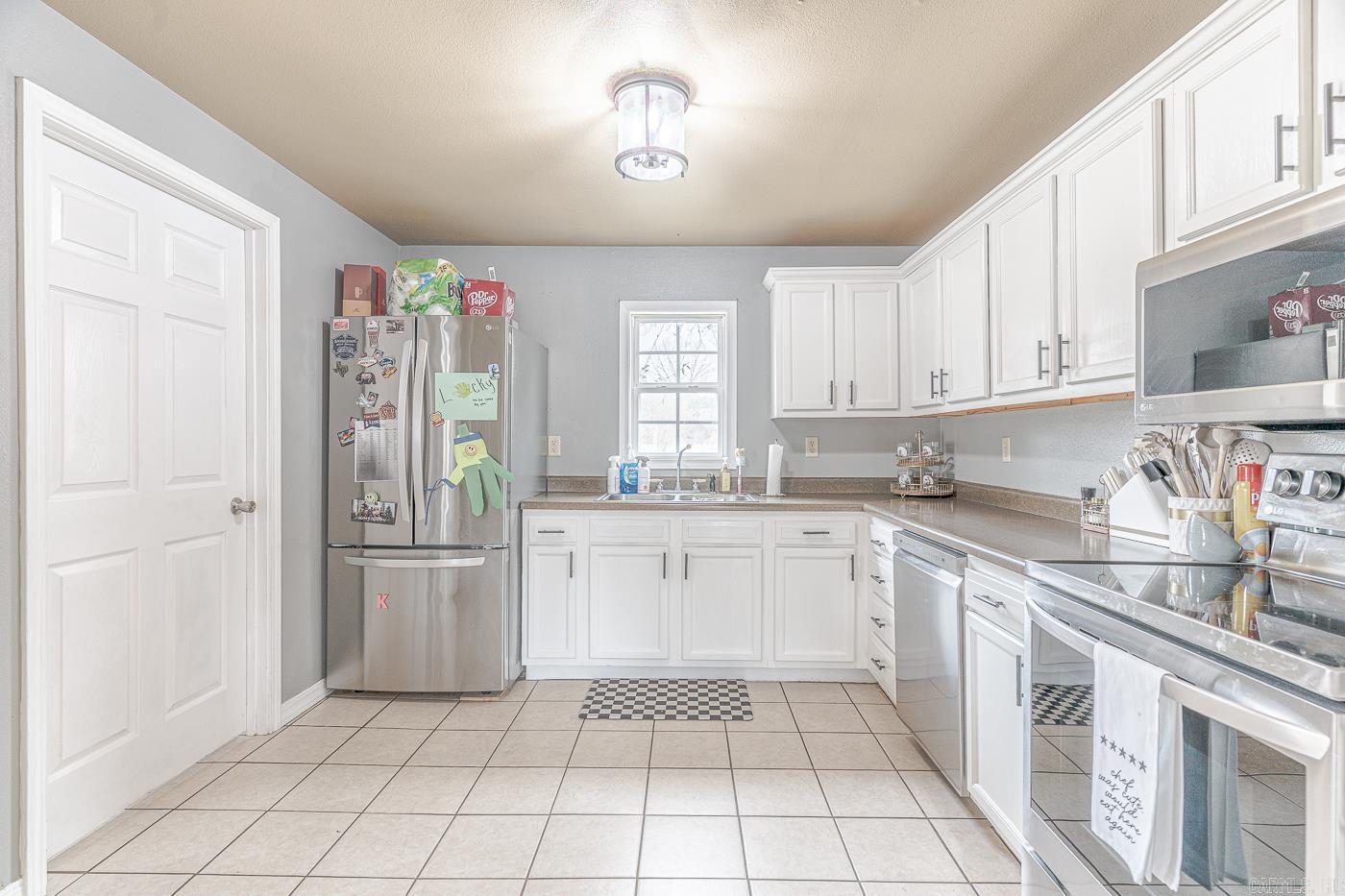 180 College  Melbourne, AR