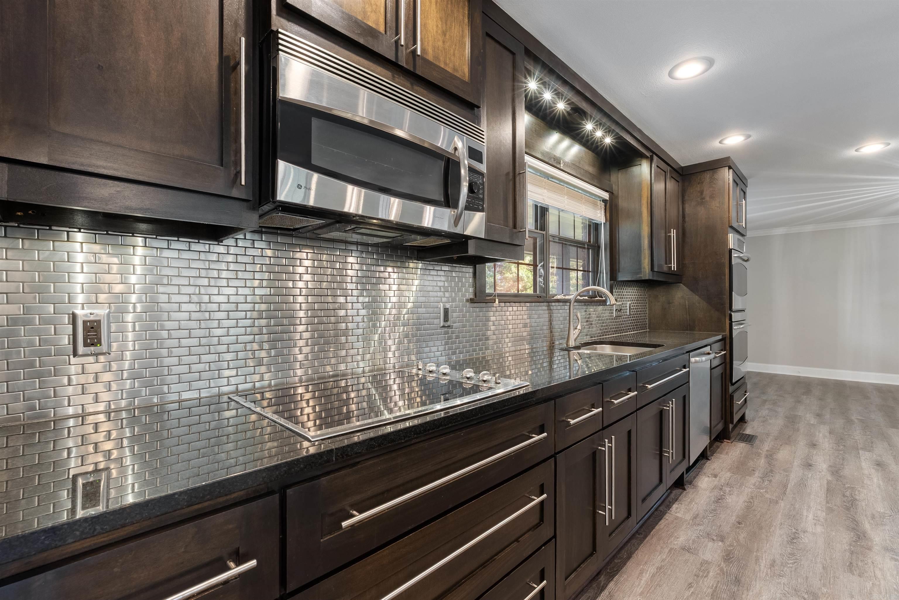 6 Cedar Hill Rd.  Conway, AR