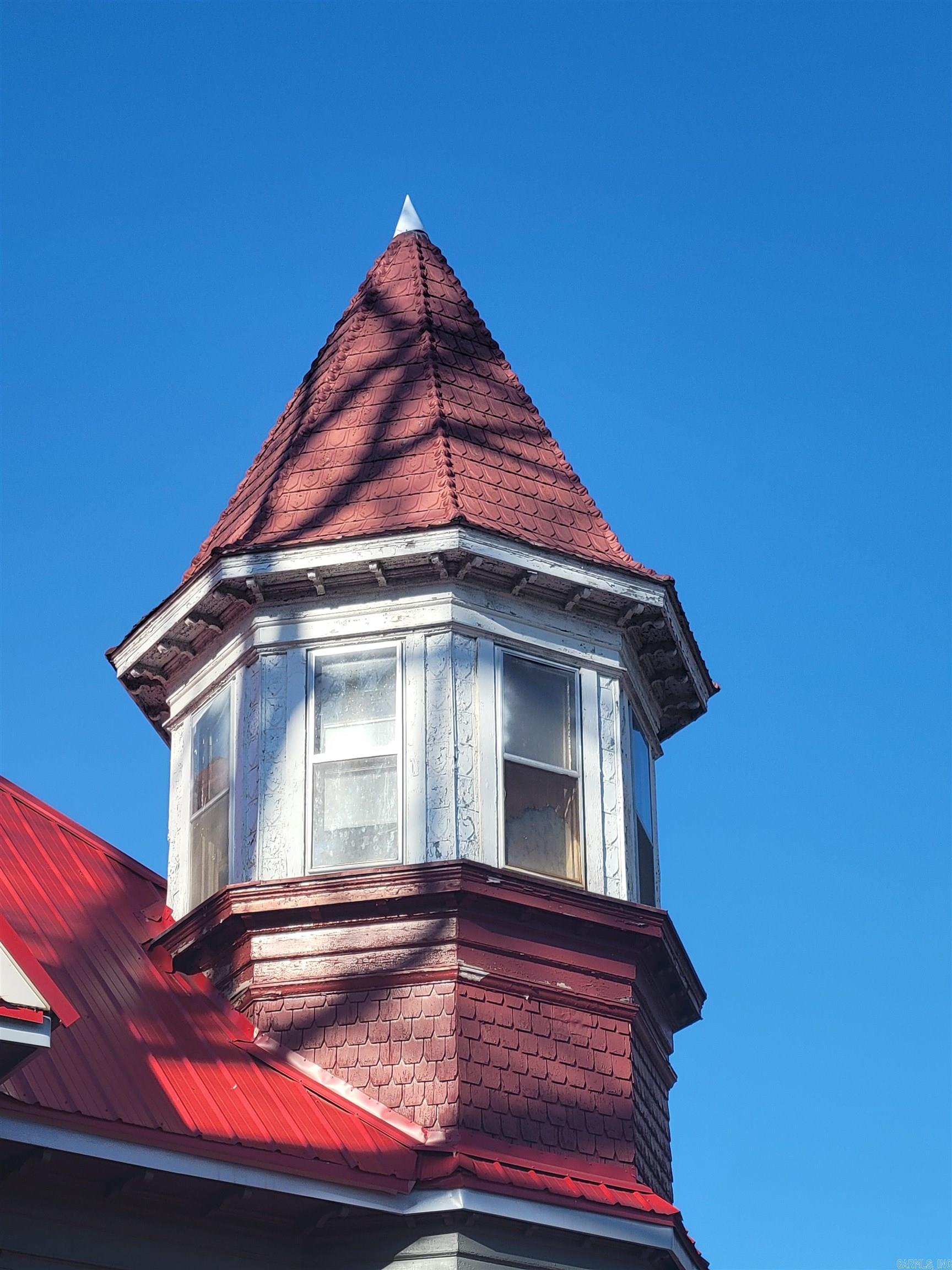 709 N Morrill  Morrilton, AR