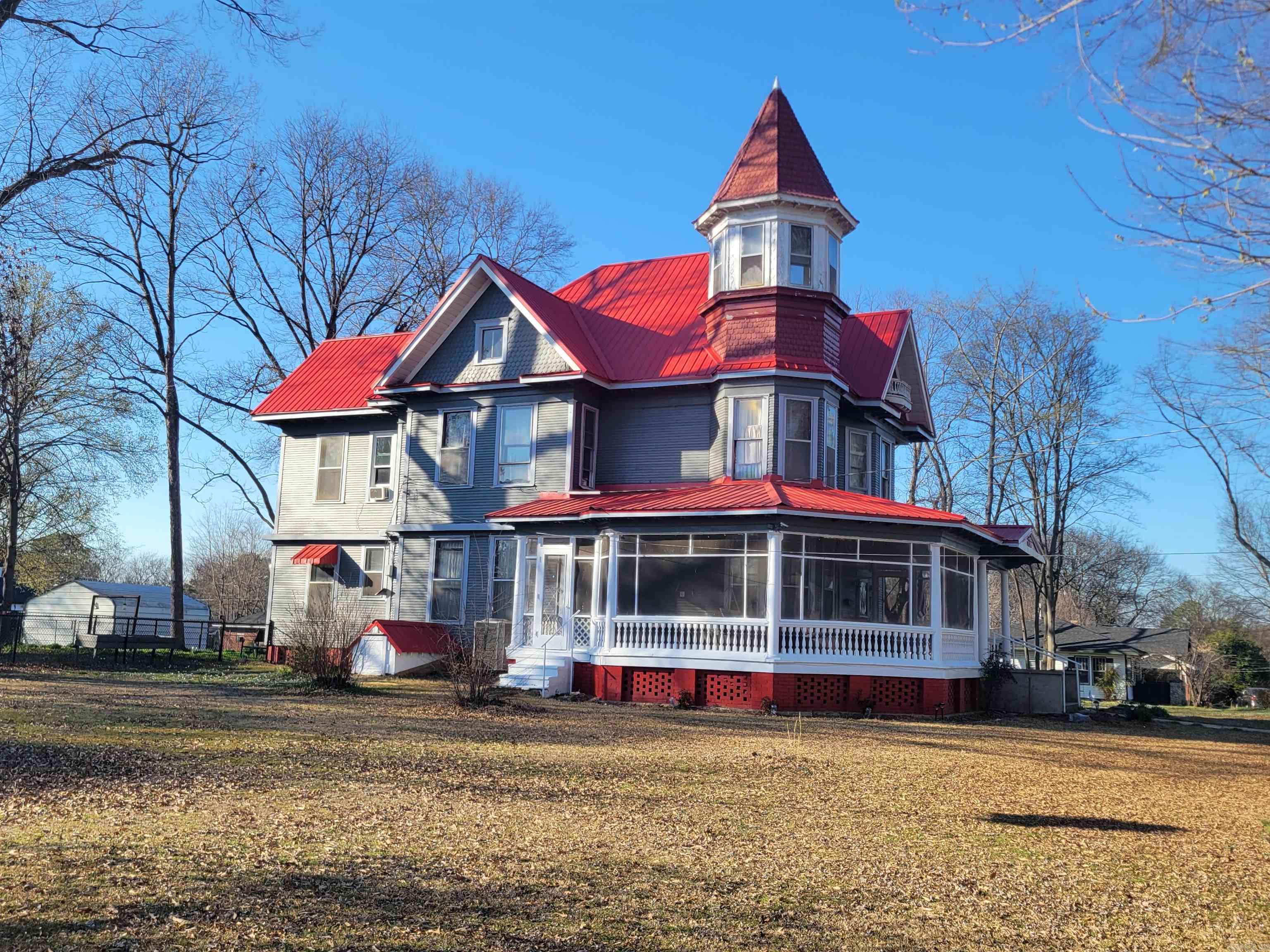 709 N Morrill  Morrilton, AR