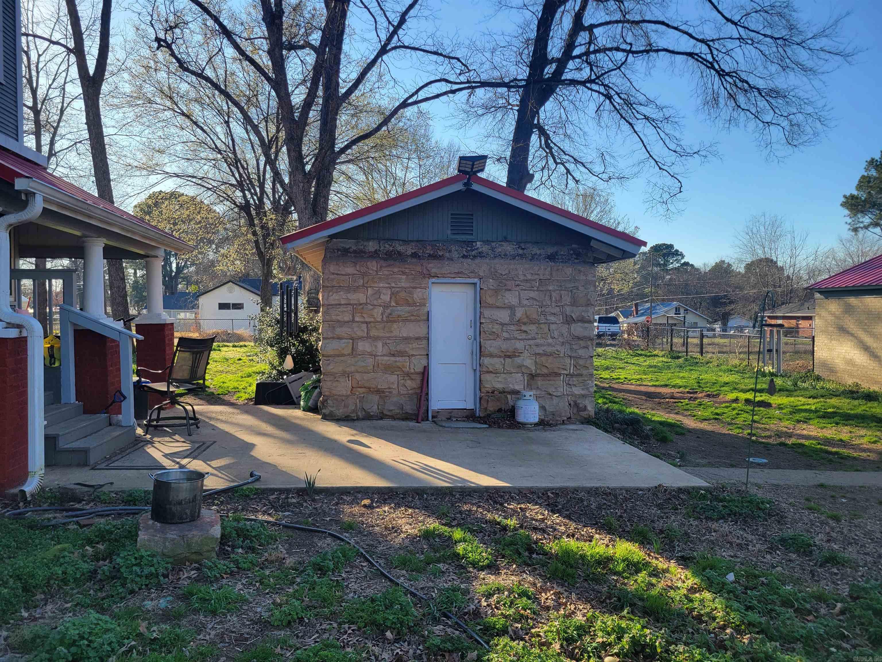 709 N Morrill  Morrilton, AR