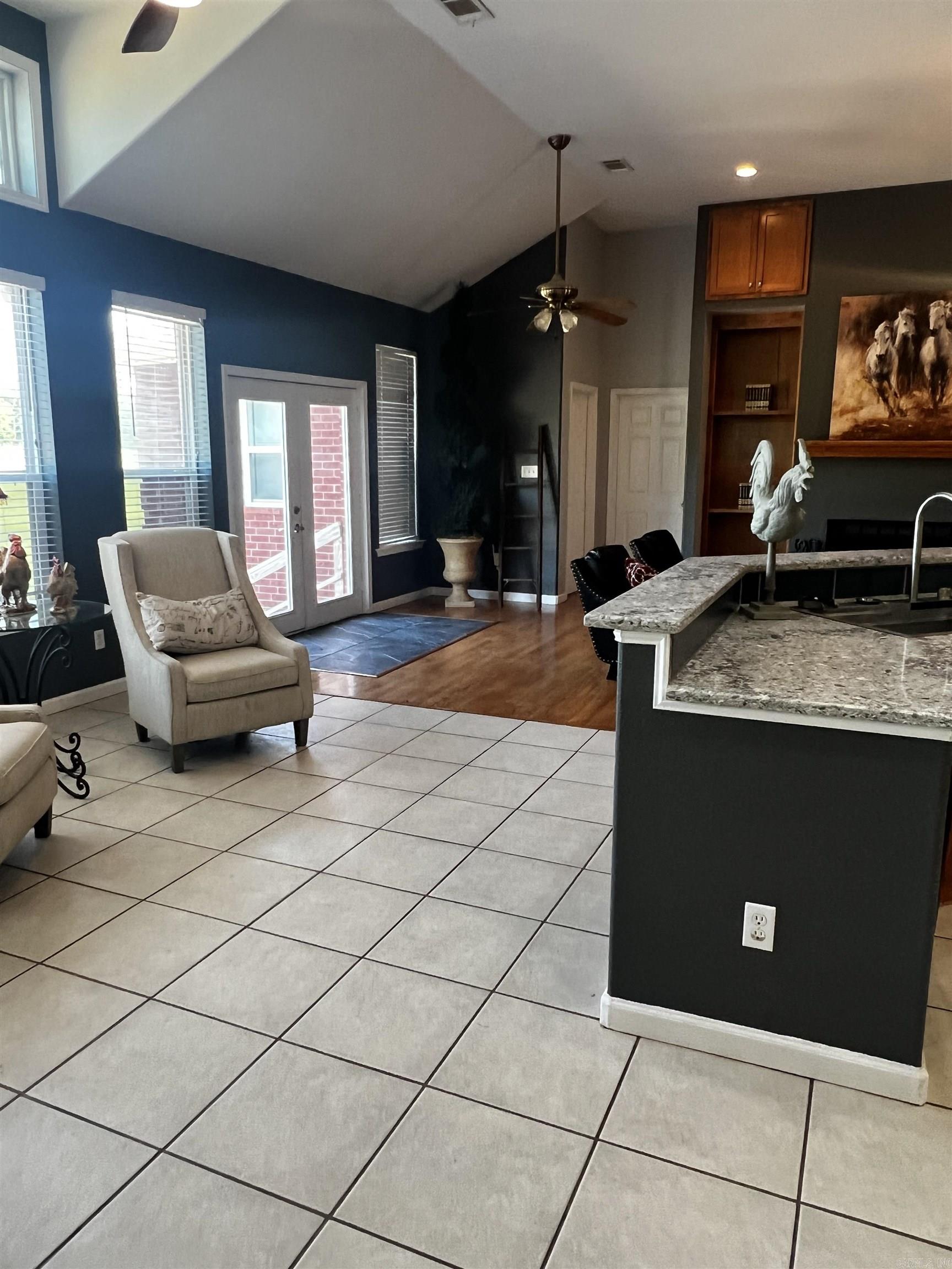 1884 County RD 2651  Lamar, AR