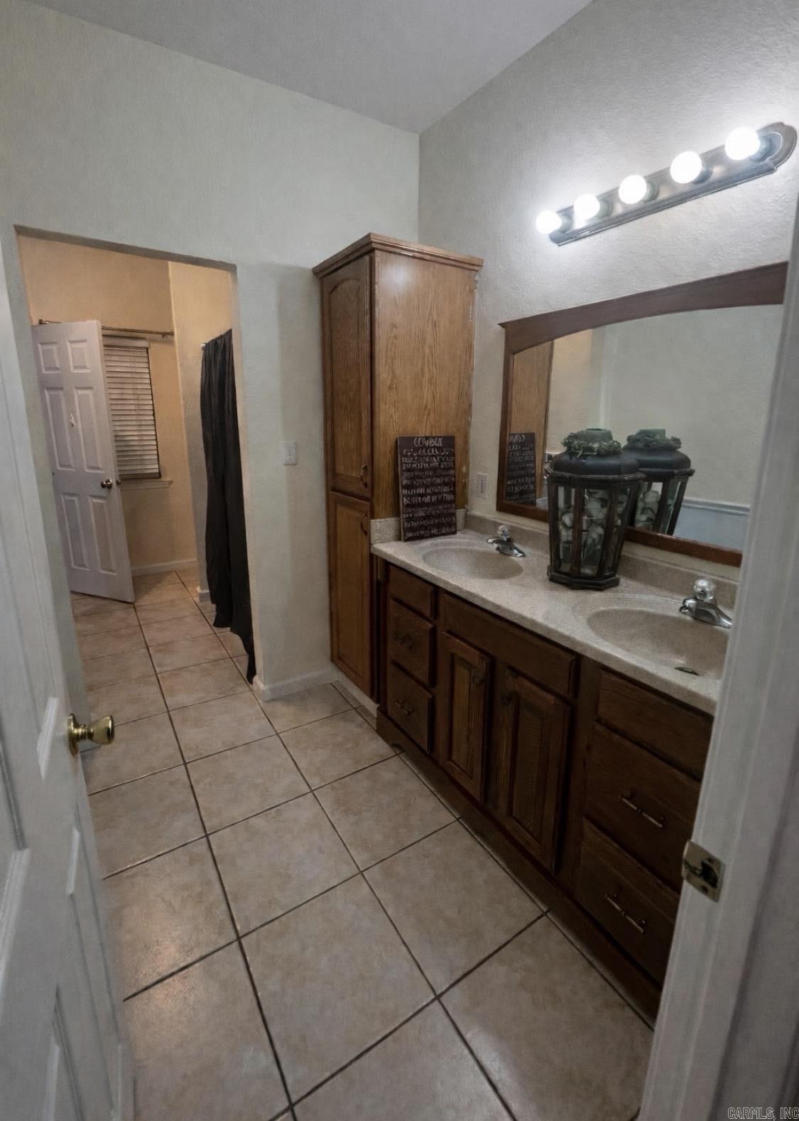 1884 County RD 2651  Lamar, AR