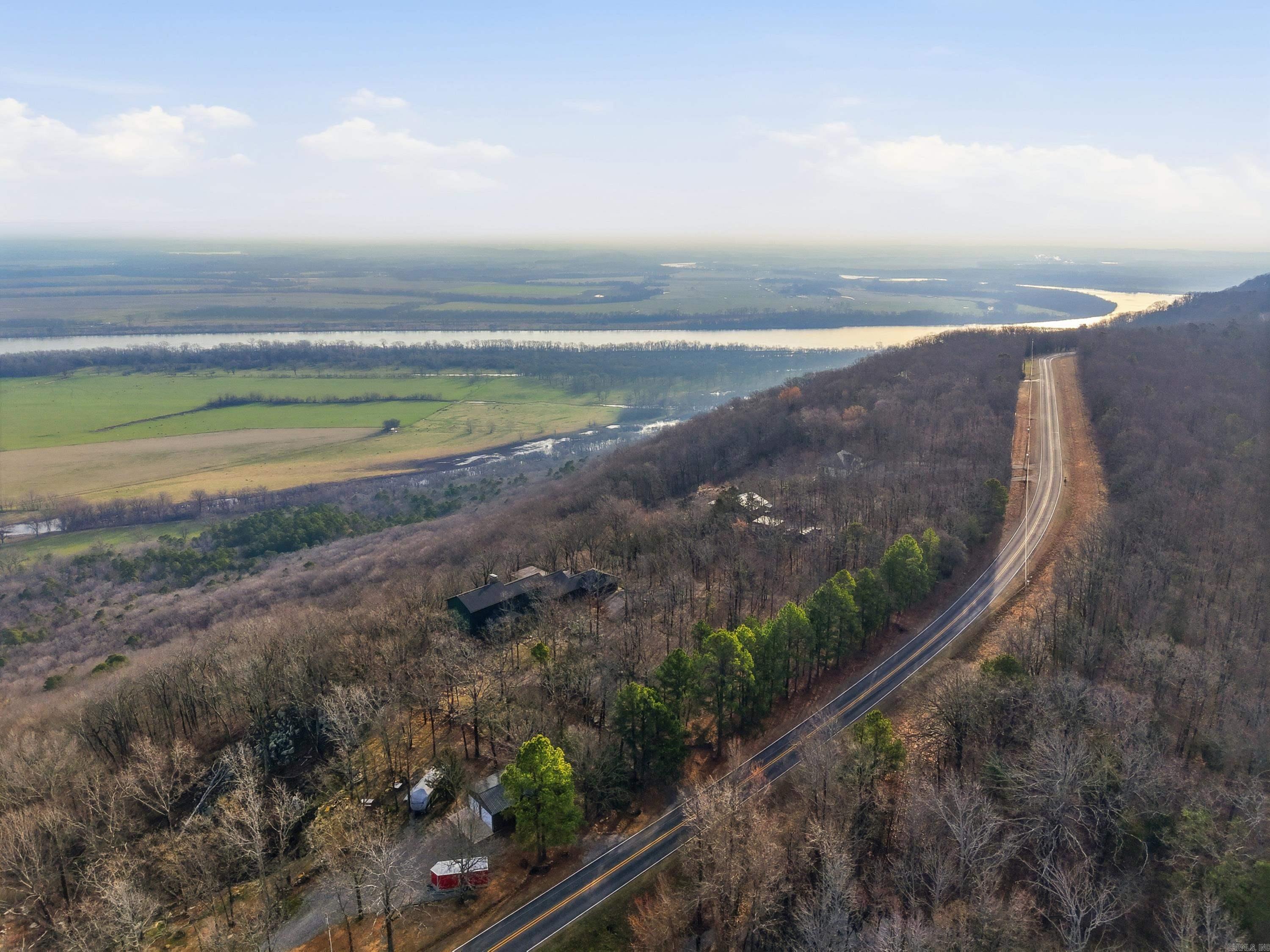 1097 Winrock Drive  Morrilton, AR