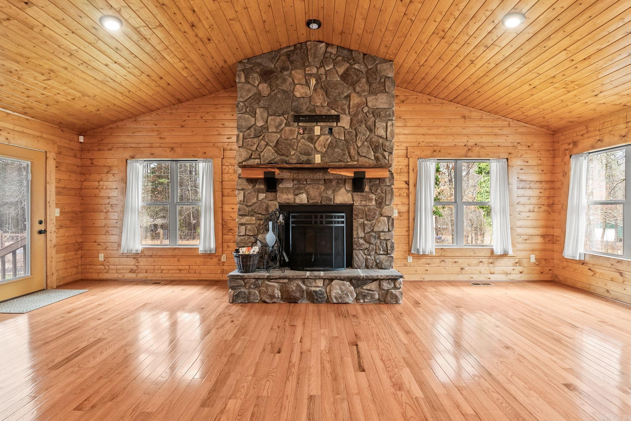 795 Sally Ann  Shirley, AR