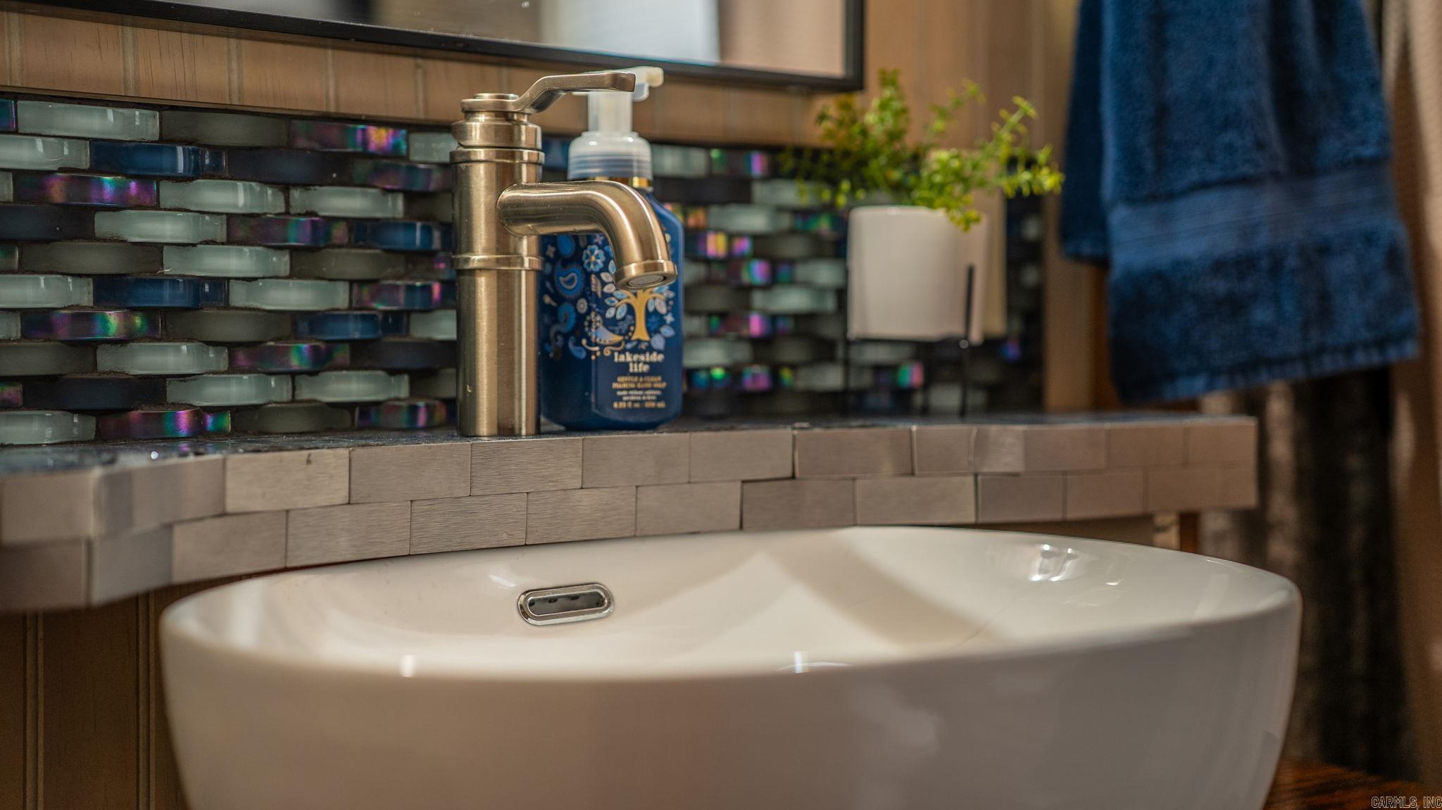 795 & 695 Sally Ann Drive  Shirley, AR