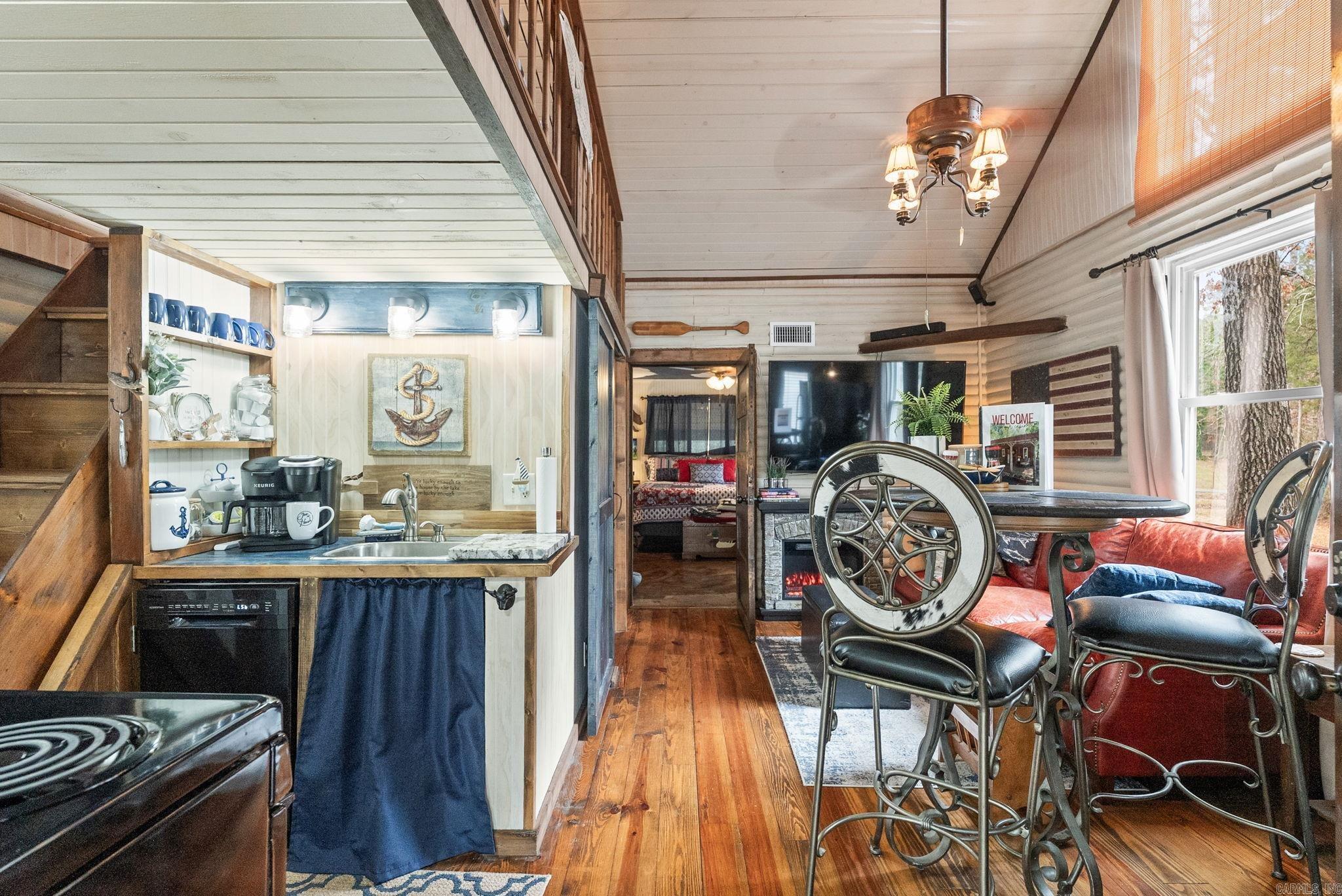 795 & 695 Sally Ann Drive  Shirley, AR